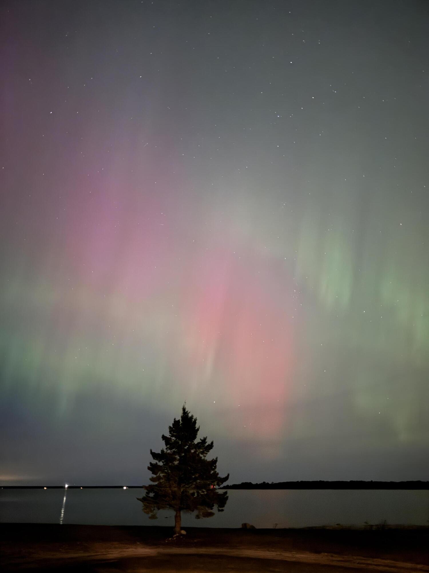 Cheboygan, Michigan 49721, United States, 5 Bedrooms Bedrooms, ,3 BathroomsBathrooms,Residential,Contingent,200260