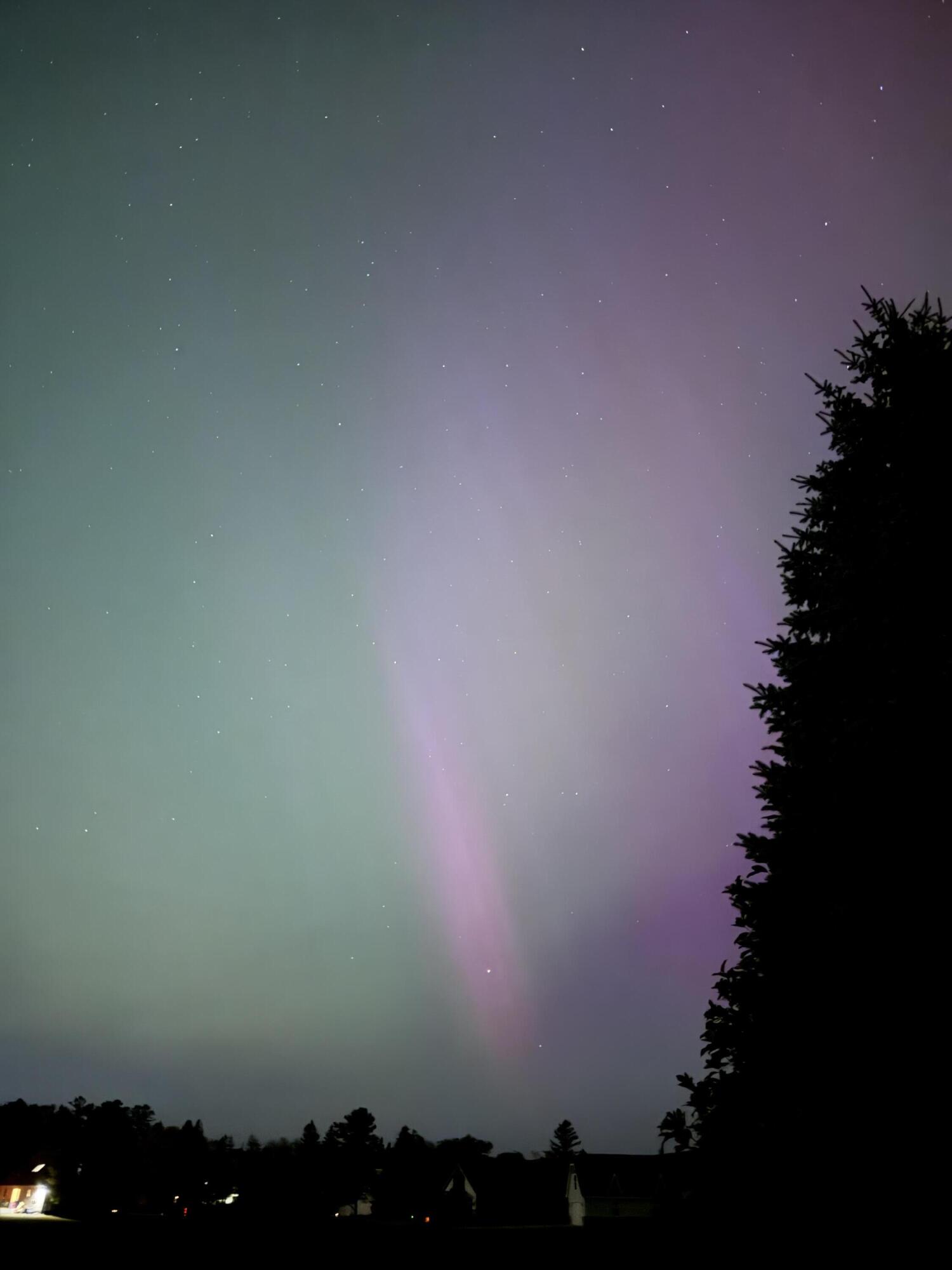 Cheboygan, Michigan 49721, United States, 5 Bedrooms Bedrooms, ,3 BathroomsBathrooms,Residential,Contingent,200260