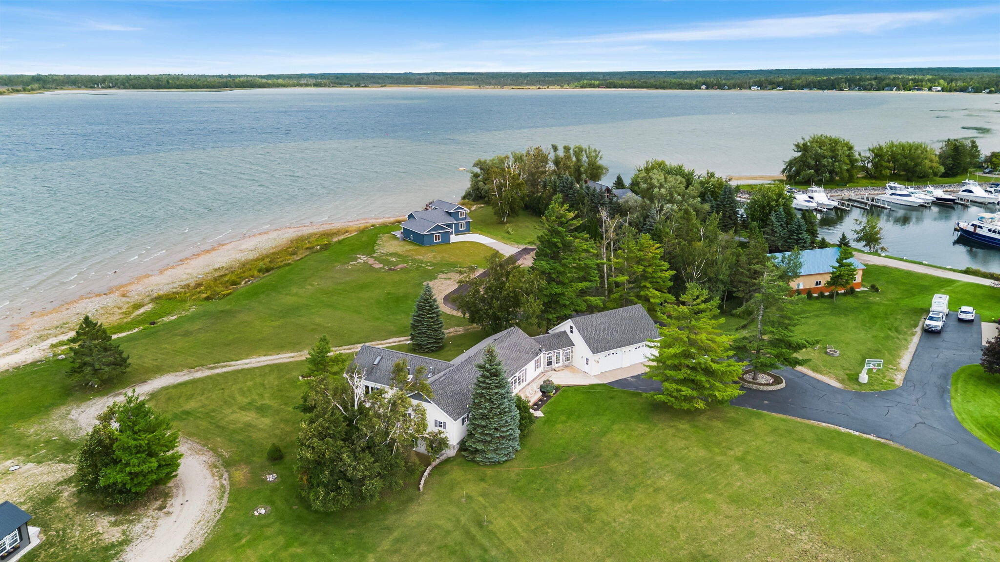 Cheboygan, Michigan 49721, United States, 5 Bedrooms Bedrooms, ,3 BathroomsBathrooms,Residential,Contingent,200260