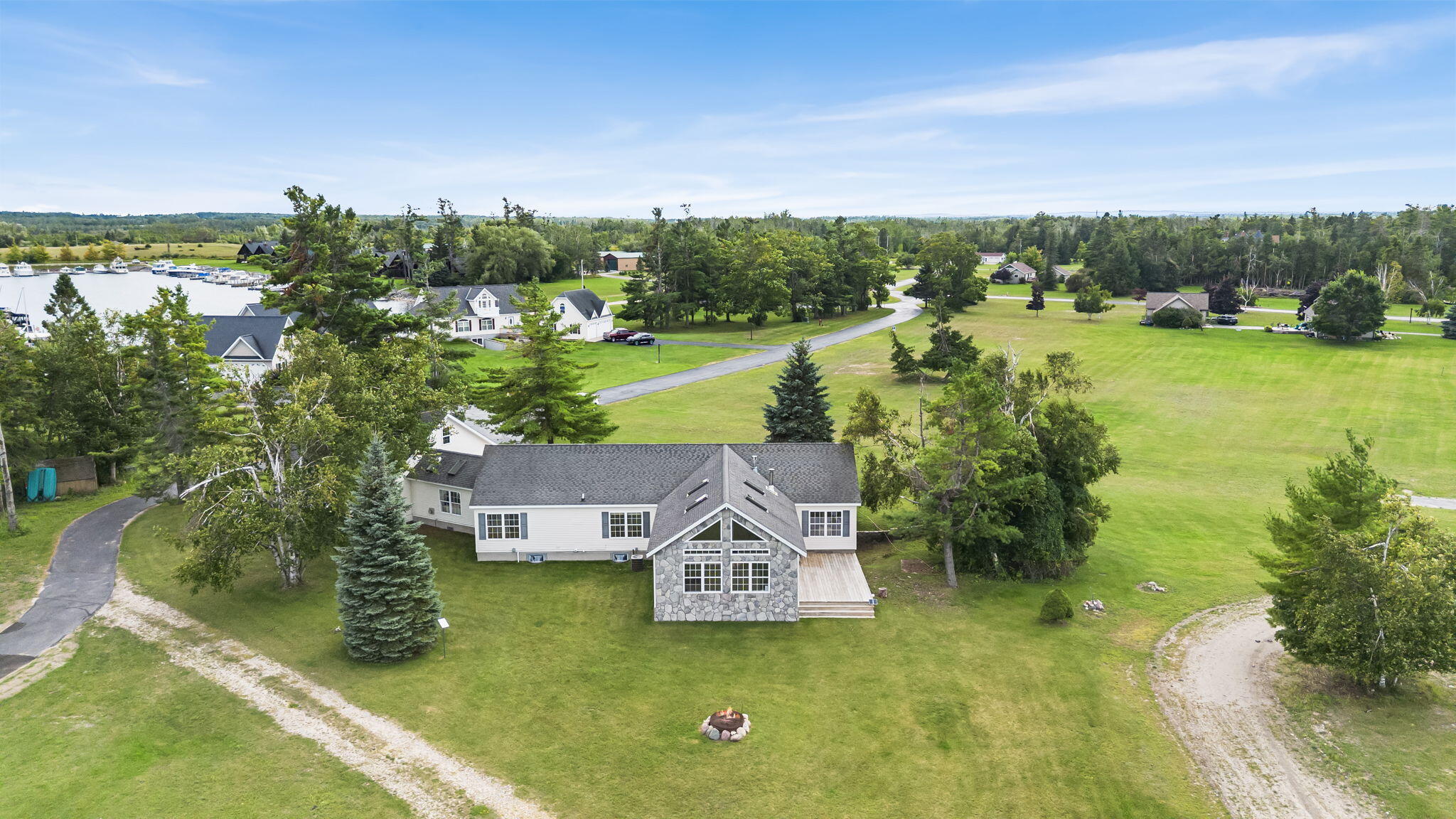 Cheboygan, Michigan 49721, United States, 5 Bedrooms Bedrooms, ,3 BathroomsBathrooms,Residential,Contingent,200260