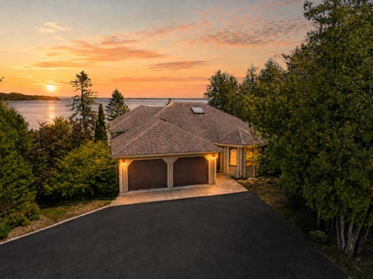 1627 WEST RD, SAINT IGNACE, MI 49781 - Image 351bcb47367334fa491eccf093692a77/394563485