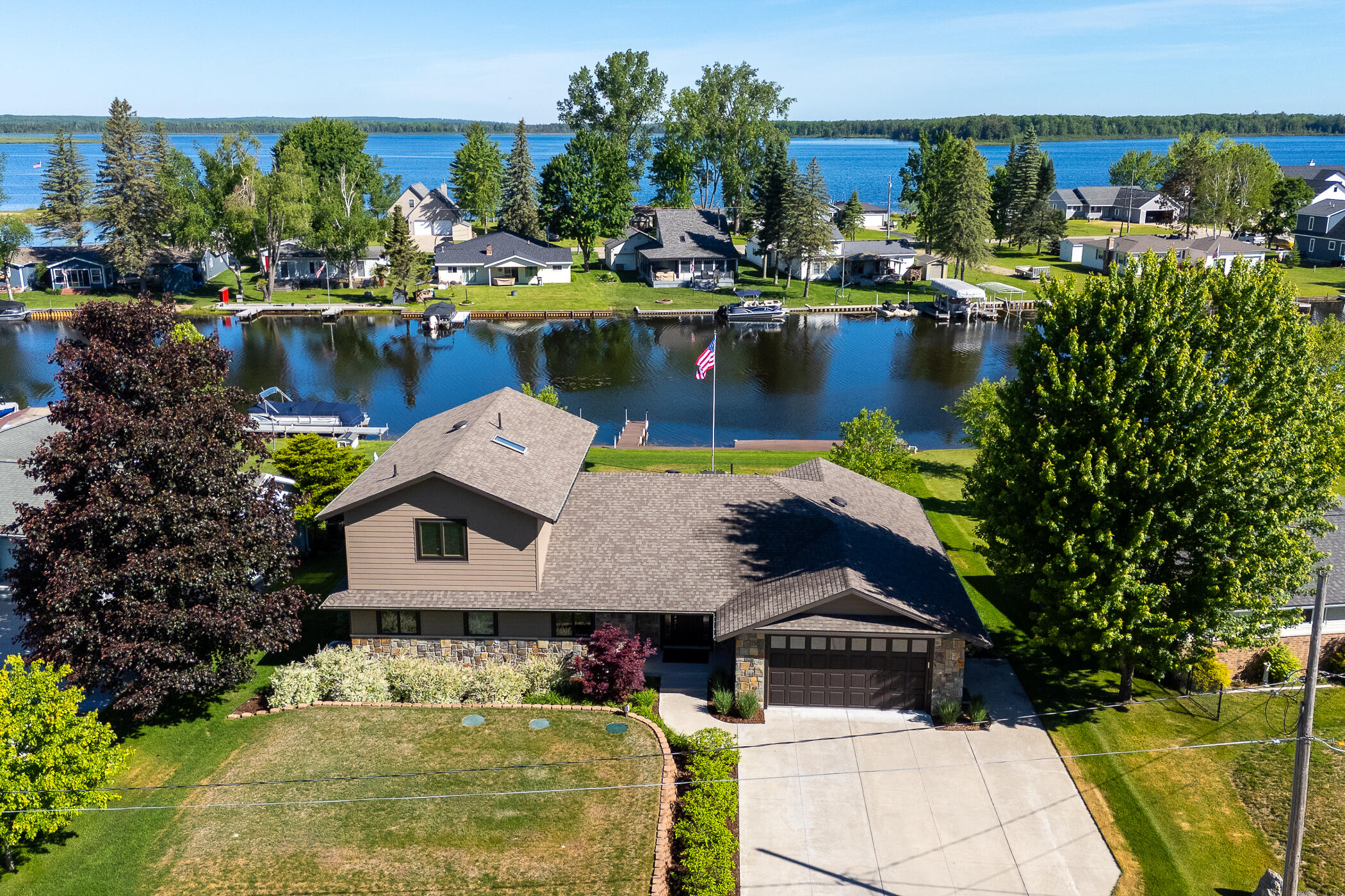 Photo 1 of 51 — 6801 Driftwood, St. Helen, MI 48656