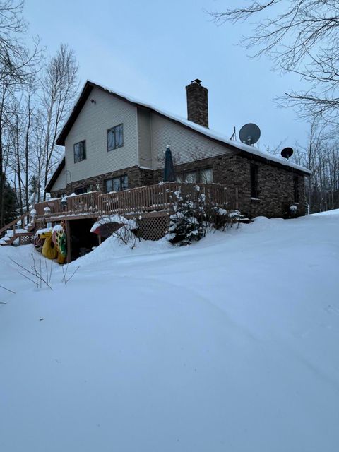 5180 Hiawatha Drive Cheboygan MI 49721