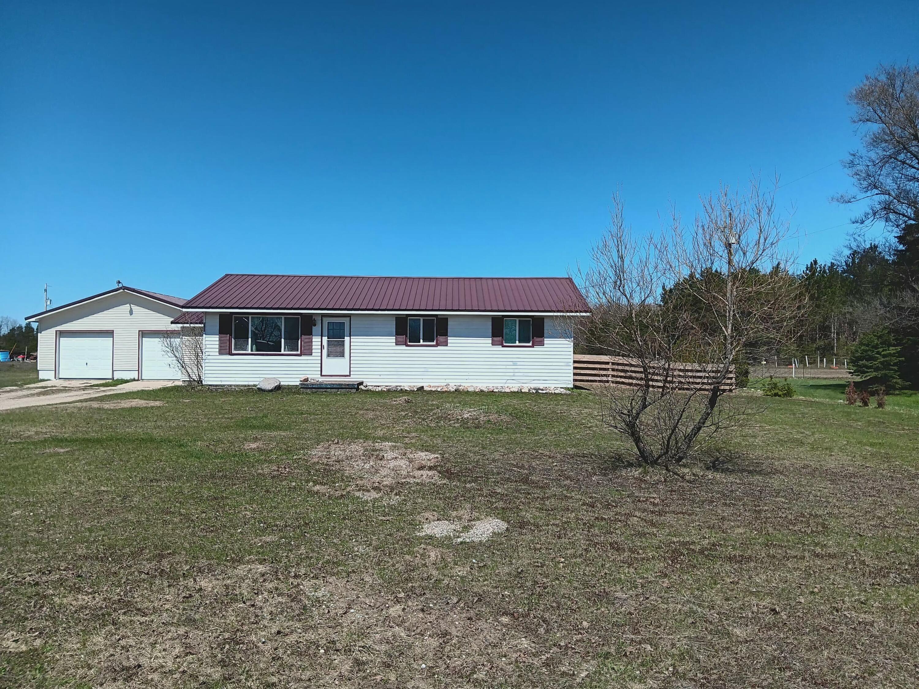 5452 S US Highway 131