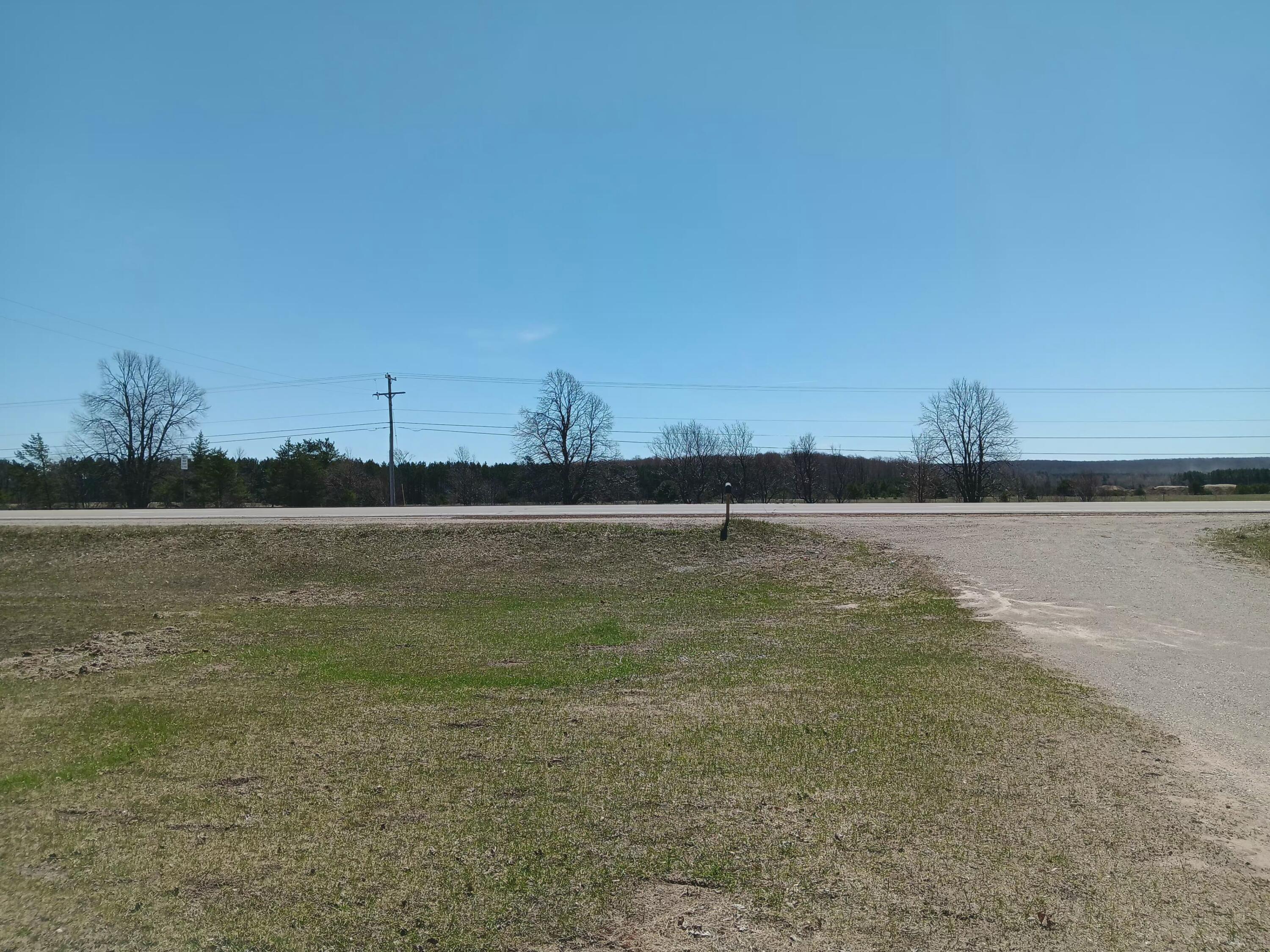 5452 S US Highway 131