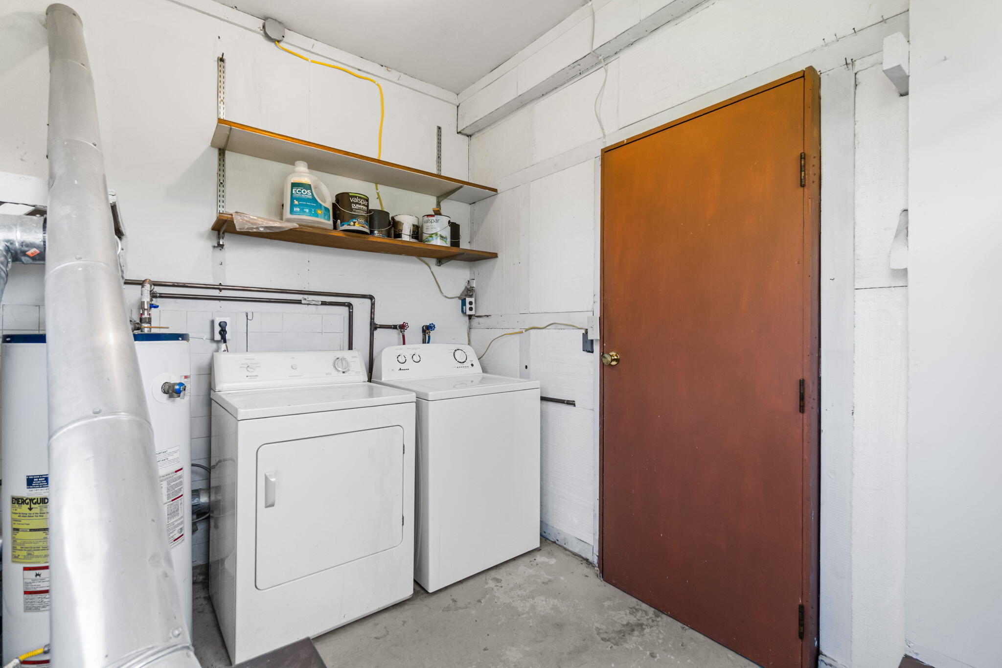 Cheboygan, Michigan 49721, United States, 2 Bedrooms Bedrooms, ,1 BathroomBathrooms,Residential,Contingent,214912