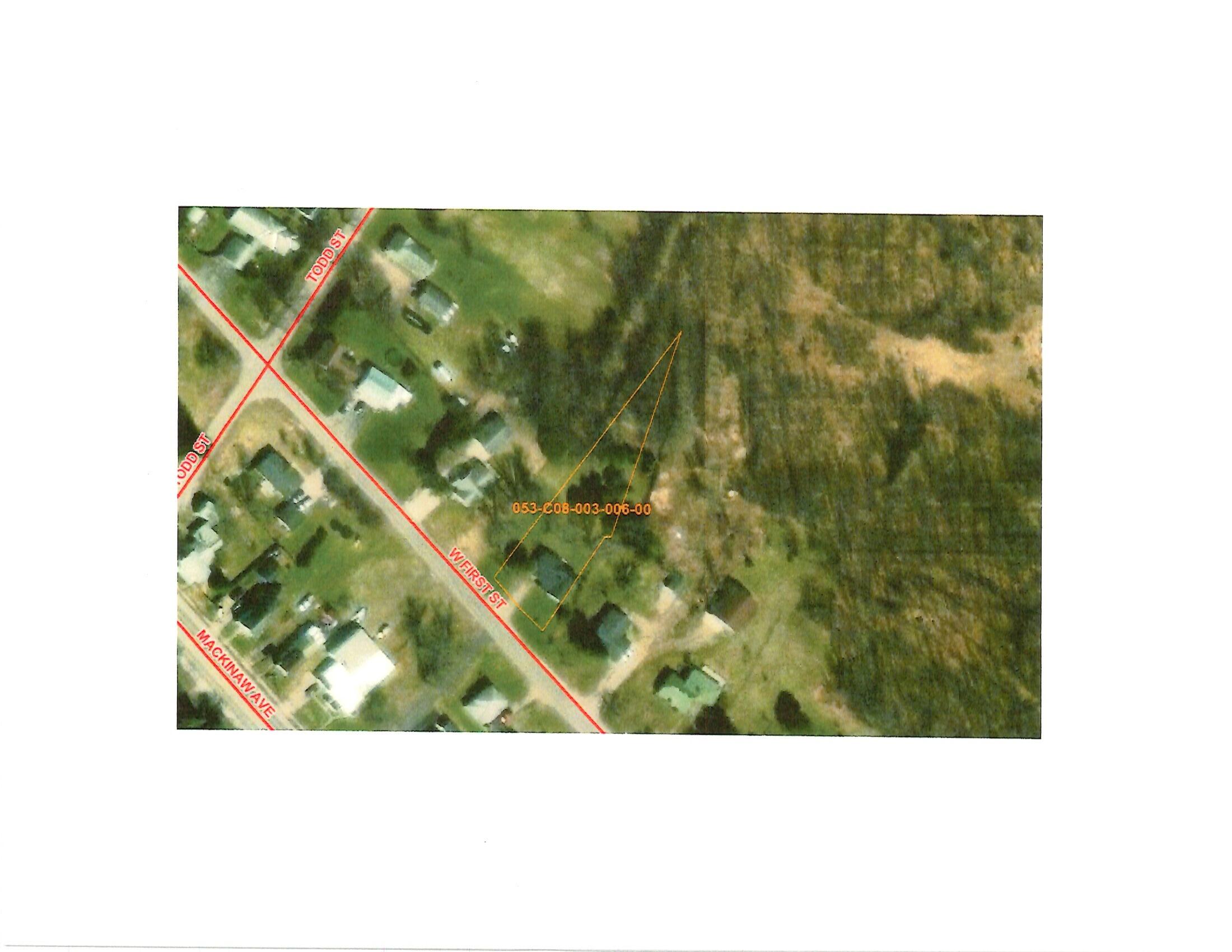 Cheboygan, Michigan 49721, United States, 2 Bedrooms Bedrooms, ,1 BathroomBathrooms,Residential,Contingent,214912