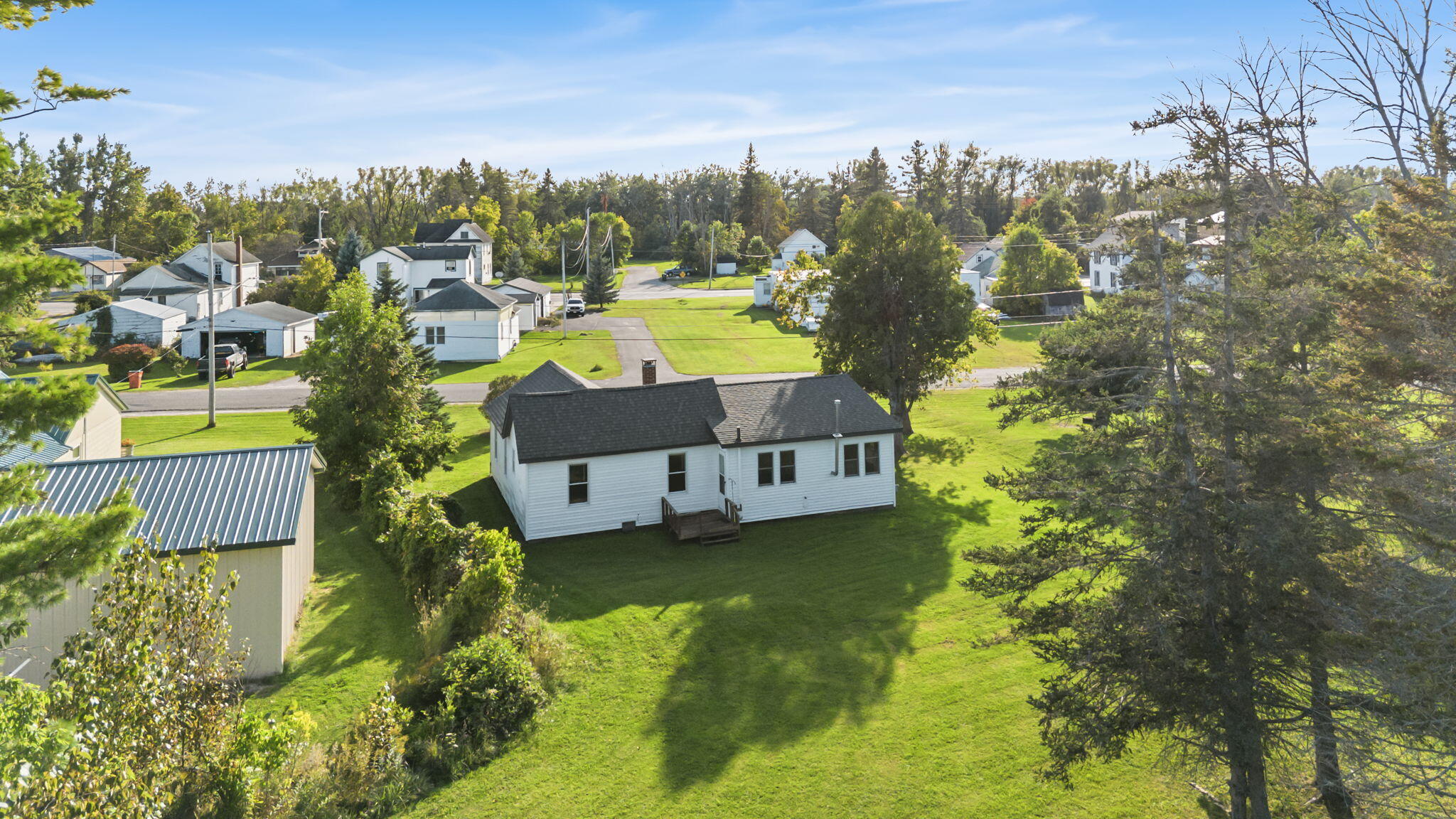 Cheboygan, Michigan 49721, United States, 2 Bedrooms Bedrooms, ,1 BathroomBathrooms,Residential,Contingent,214912