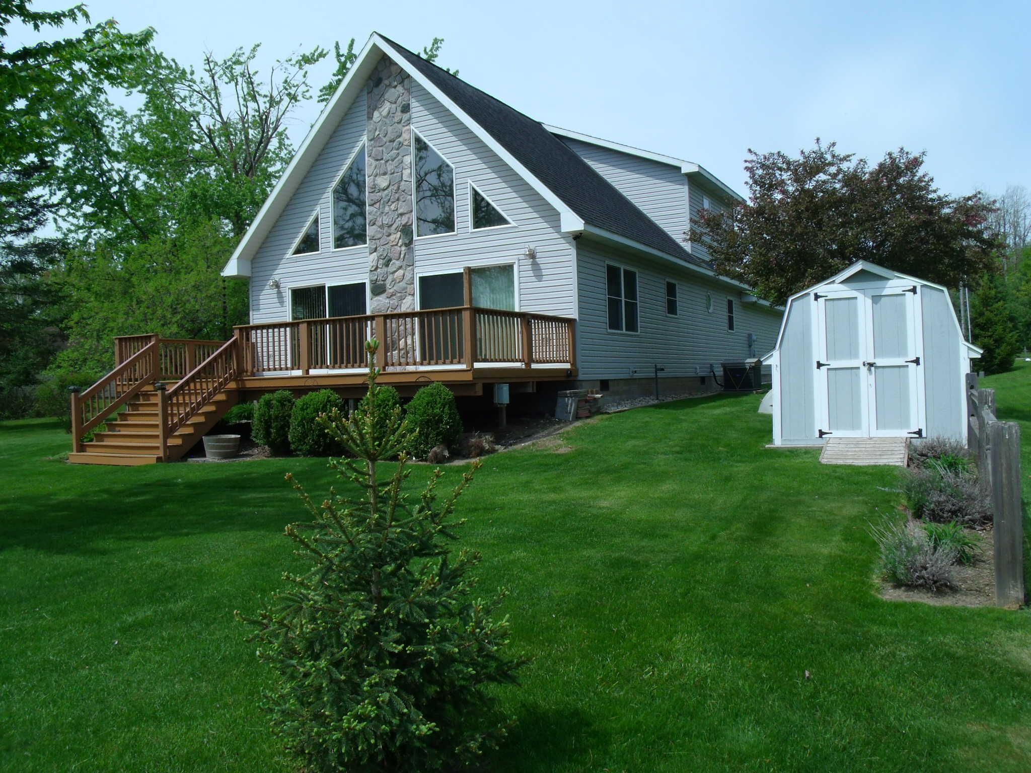 Wolverine, Michigan 49799, United States, 2 Bedrooms Bedrooms, ,2 BathroomsBathrooms,Residential,Active,219906