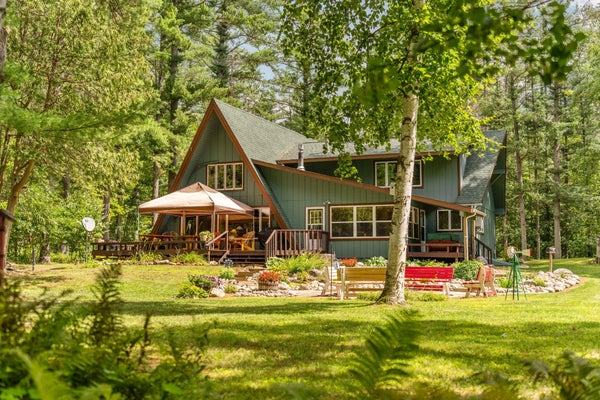 8869 NORSABLE PINES TRL, GRAYLING, MI 49738 - Image 64b9f7c8c621e1da2cd07ffd7499d288/310552178