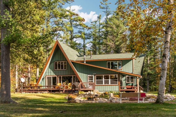 8869 NORSABLE PINES TRL, GRAYLING, MI 49738 - Image 64b9f7c8c621e1da2cd07ffd7499d288/4098950604