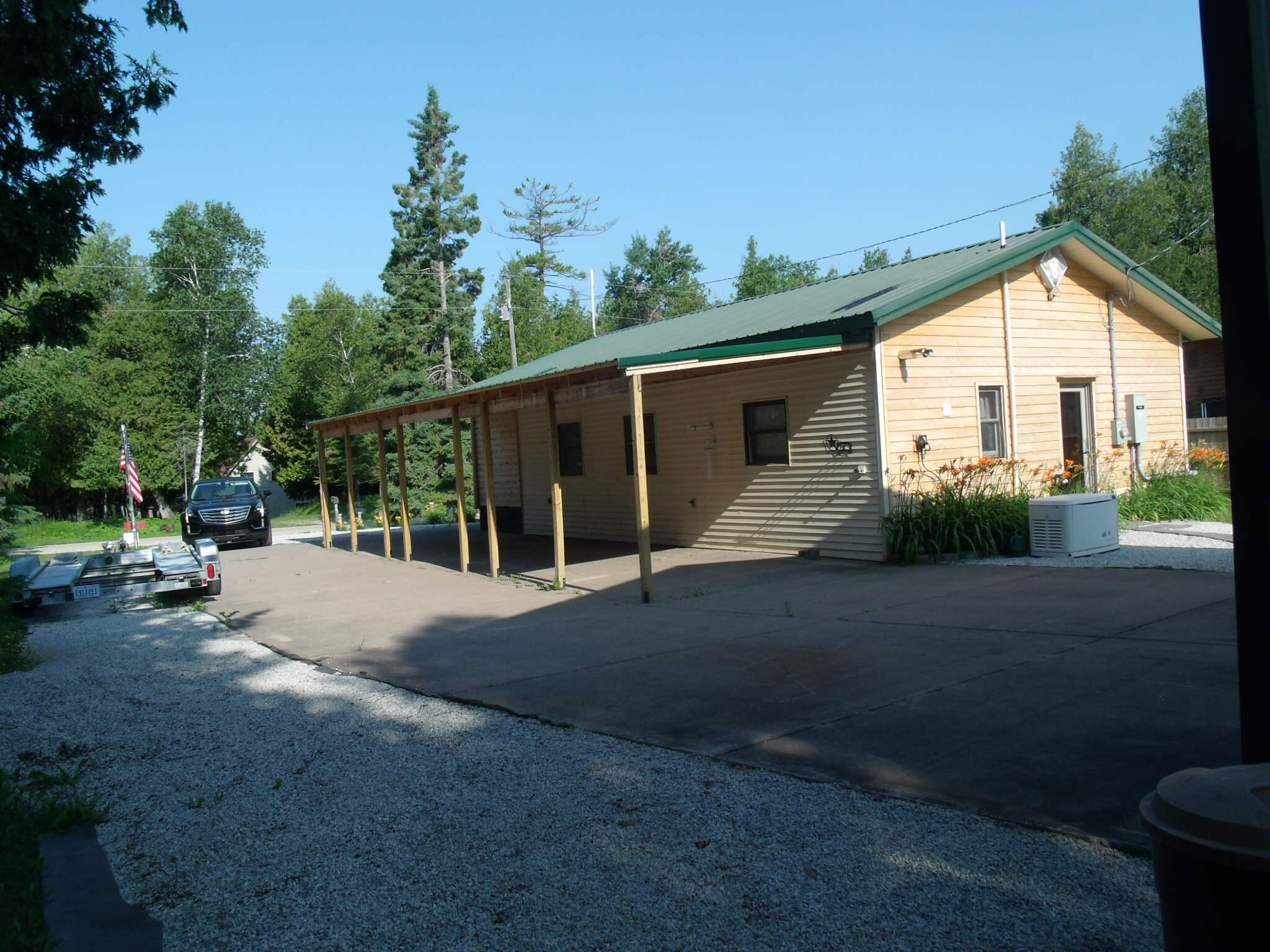 Hessel, Michigan 49745, United States, 2 Bedrooms Bedrooms, ,1 BathroomBathrooms,Residential,Active,169484