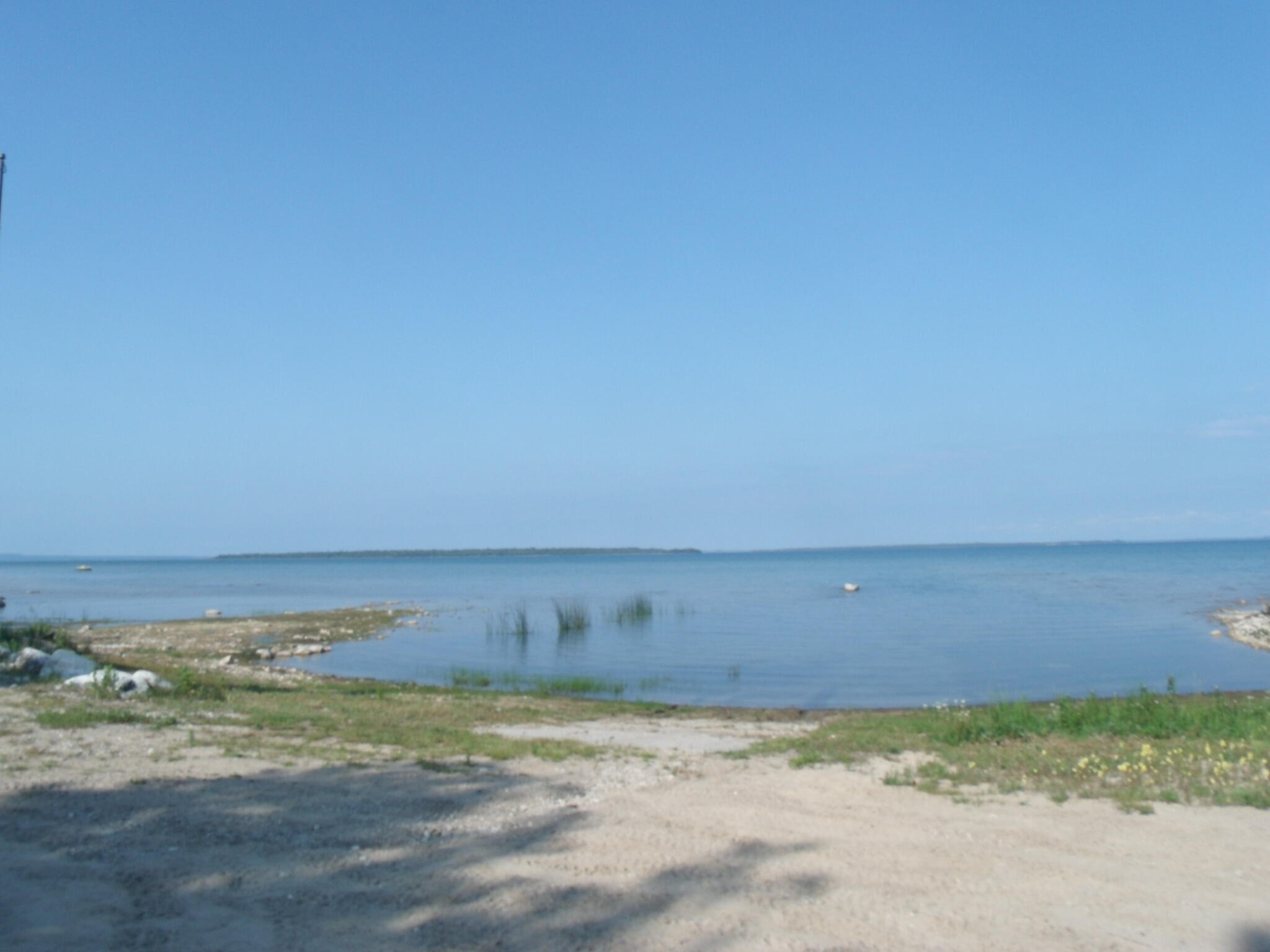 Hessel, Michigan 49745, United States, 2 Bedrooms Bedrooms, ,1 BathroomBathrooms,Residential,Active,169484