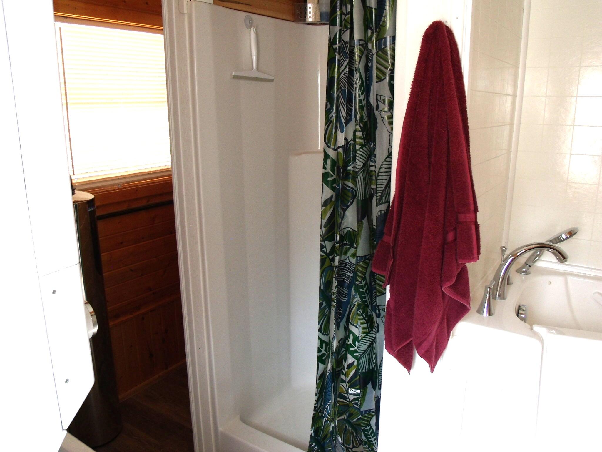 Hessel, Michigan 49745, United States, 2 Bedrooms Bedrooms, ,1 BathroomBathrooms,Residential,Active,169484