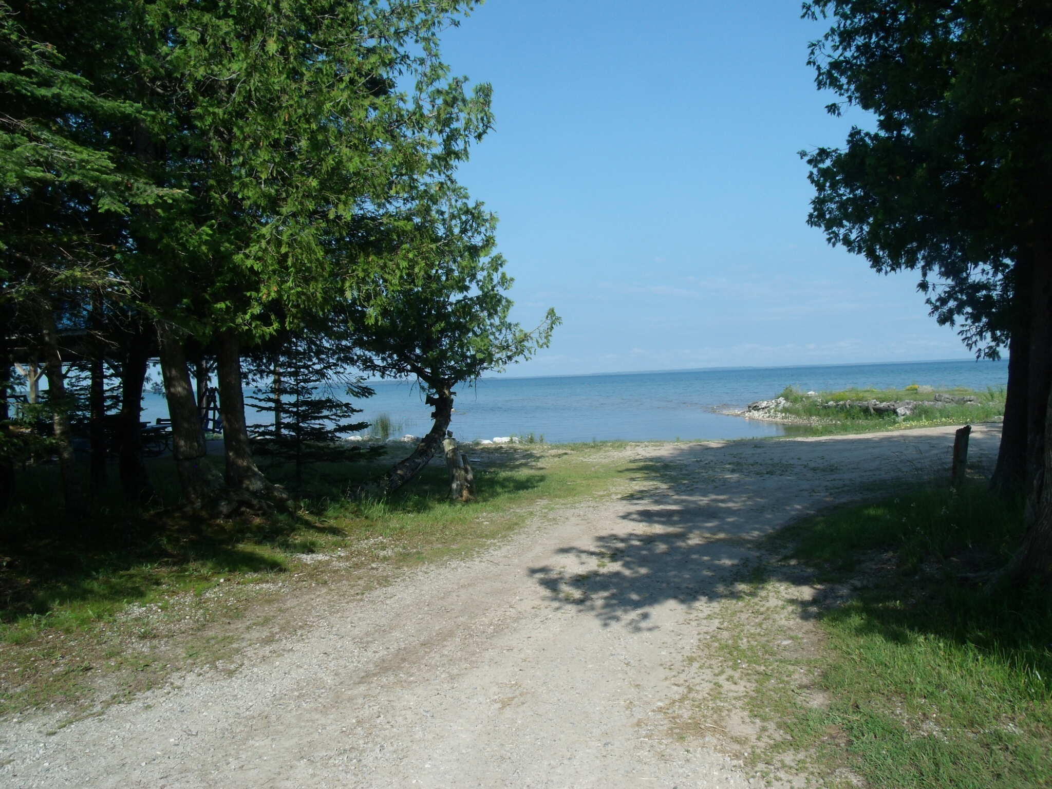 Hessel, Michigan 49745, United States, 2 Bedrooms Bedrooms, ,1 BathroomBathrooms,Residential,Active,169484