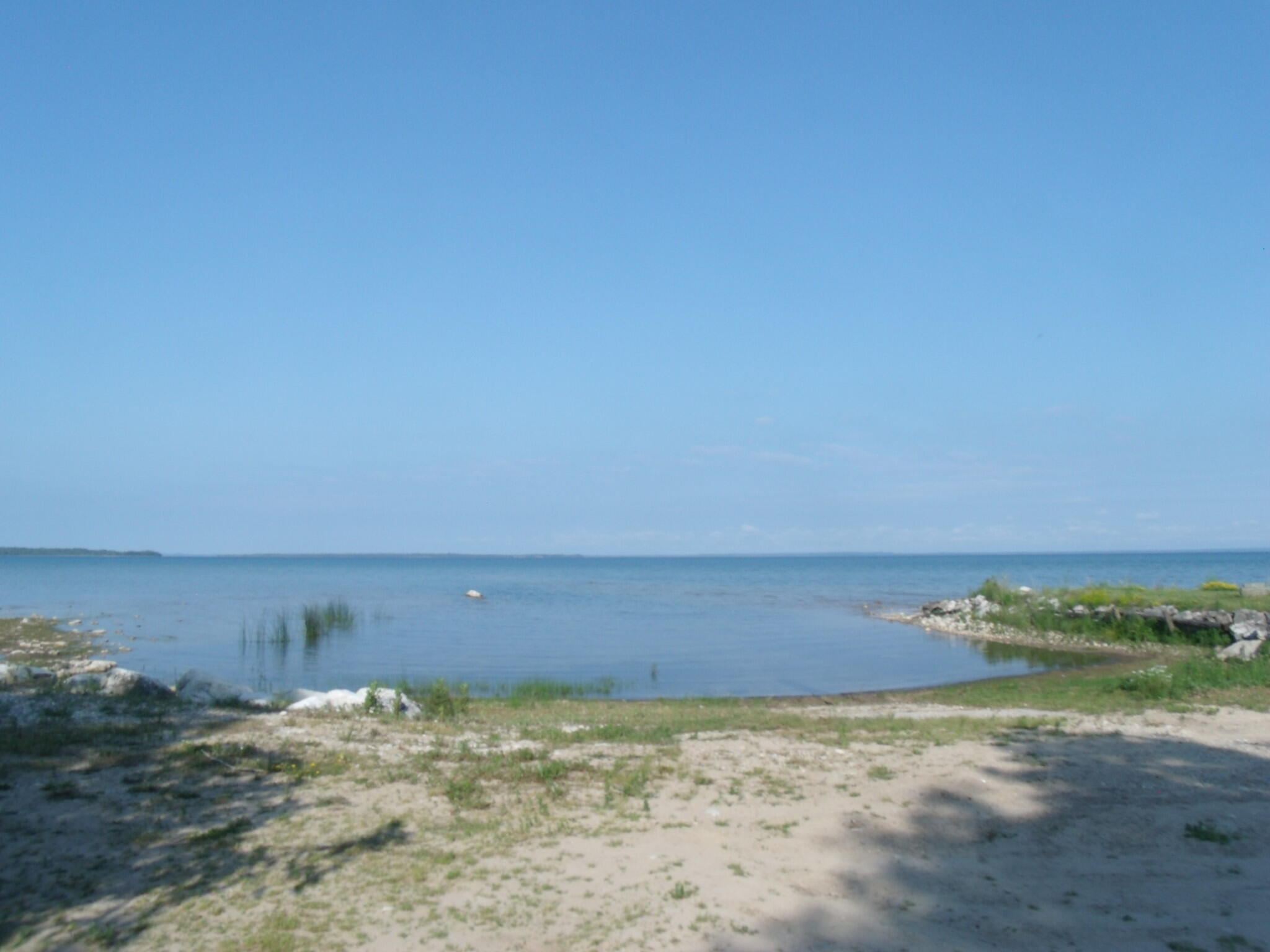 Hessel, Michigan 49745, United States, 2 Bedrooms Bedrooms, ,1 BathroomBathrooms,Residential,Active,169484