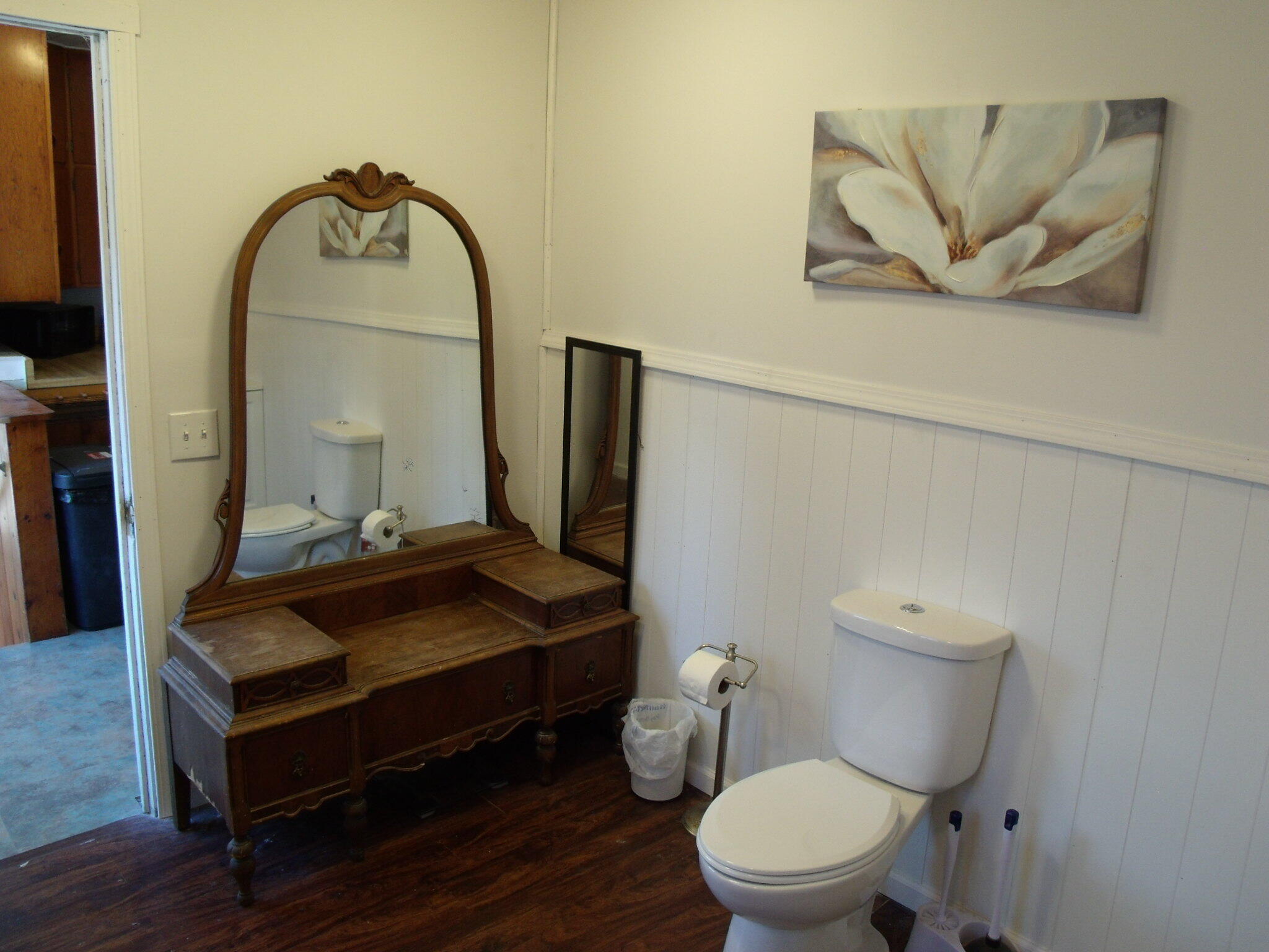 Hessel, Michigan 49745, United States, 3 Bedrooms Bedrooms, ,1 BathroomBathrooms,Residential,Active,112204