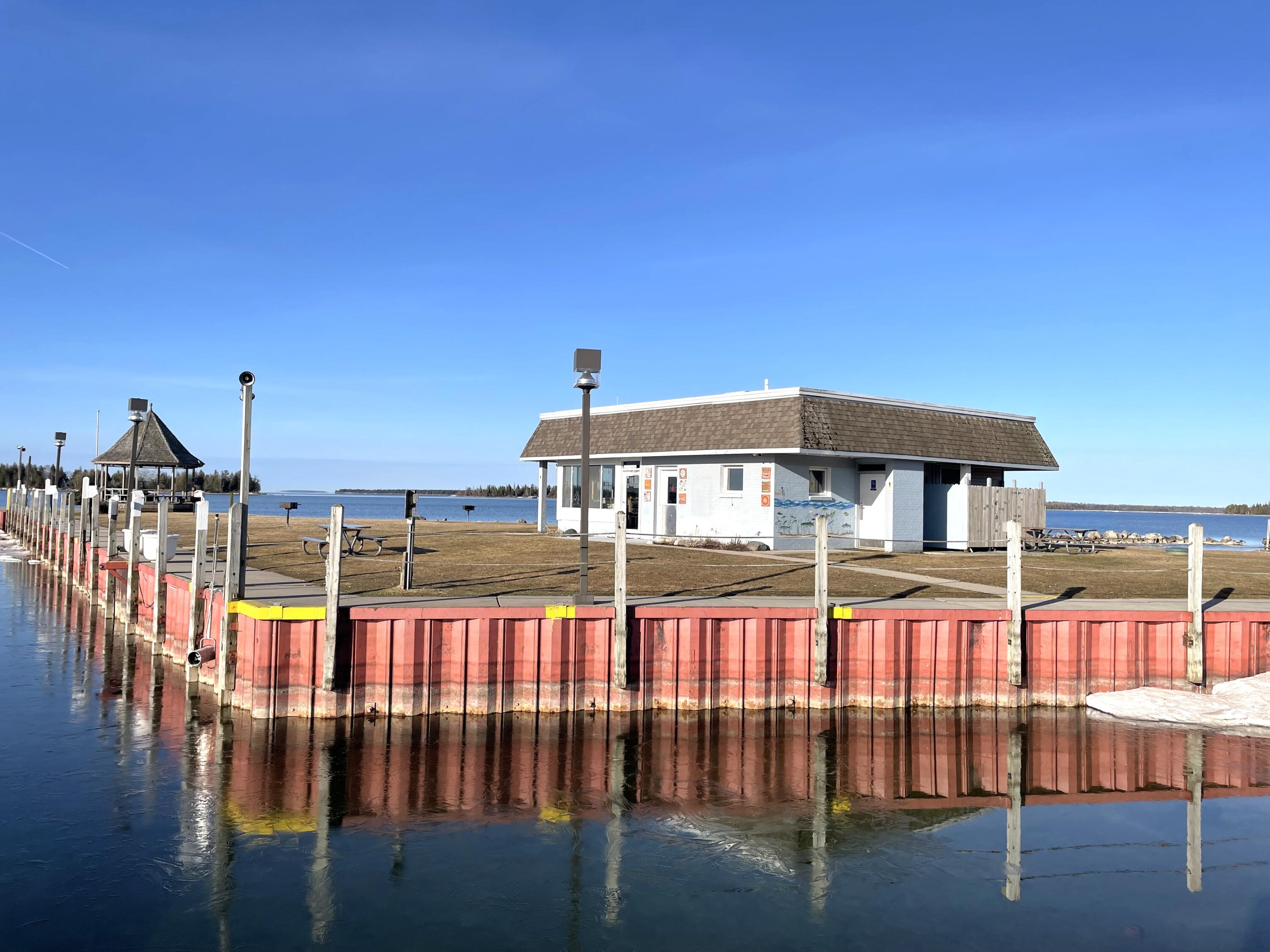 Hessel, Michigan 49745, United States, 3 Bedrooms Bedrooms, ,1 BathroomBathrooms,Residential,Active,112204