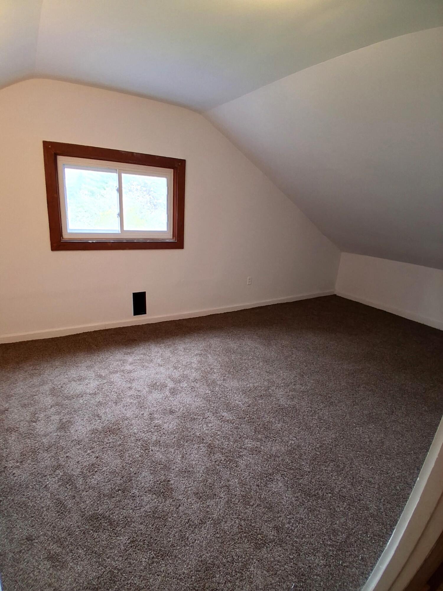 Hessel, Michigan 49745, United States, 3 Bedrooms Bedrooms, ,1 BathroomBathrooms,Residential,Active,112204