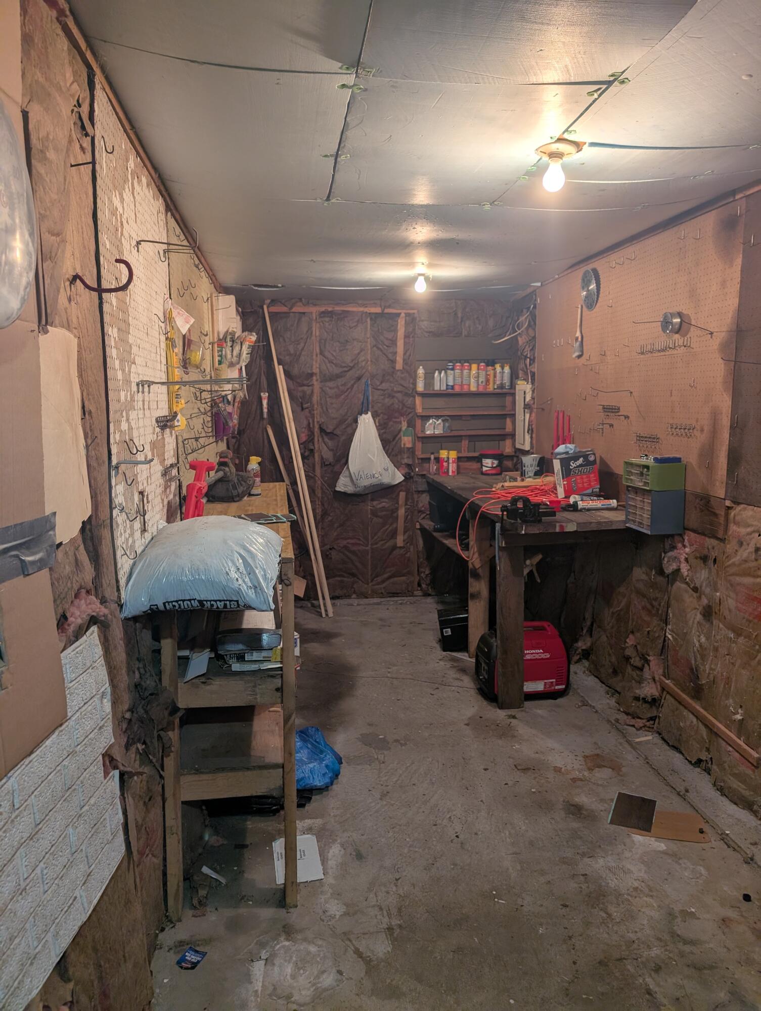 Cheboygan, Michigan 49721, United States, 2 Bedrooms Bedrooms, ,1 BathroomBathrooms,Residential,Active,131151