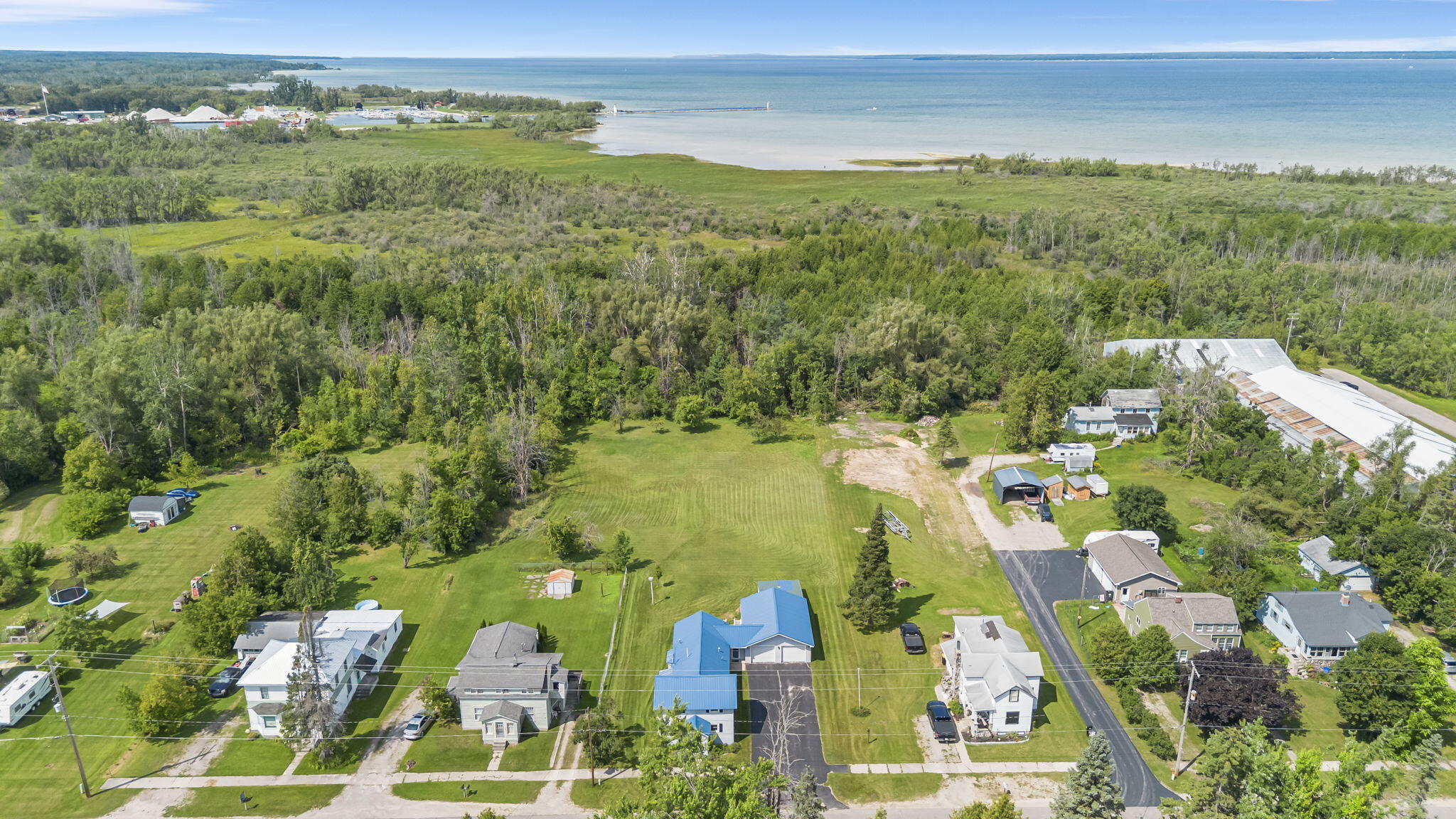 Cheboygan, Michigan 49721, United States, 2 Bedrooms Bedrooms, ,1 BathroomBathrooms,Residential,Active,131151