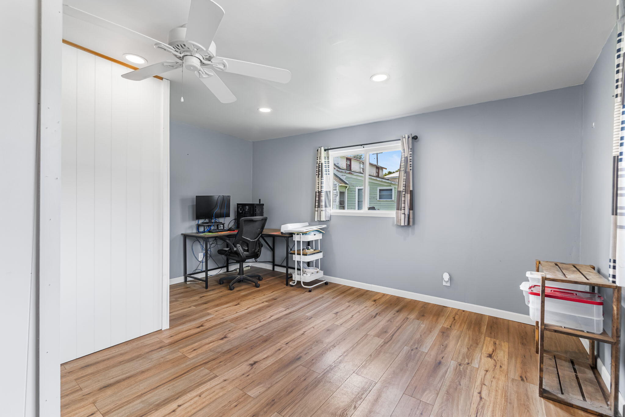 Cheboygan, Michigan 49721, United States, 2 Bedrooms Bedrooms, ,1 BathroomBathrooms,Residential,Active,131151