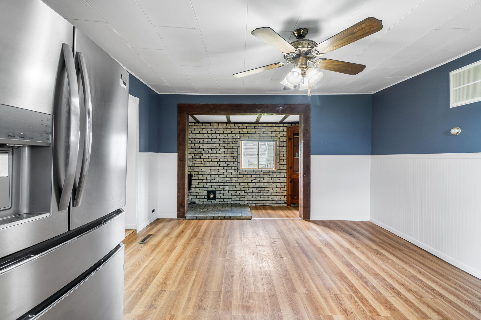 Cheboygan, Michigan 49721, United States, 2 Bedrooms Bedrooms, ,1 BathroomBathrooms,Residential,Active,131151