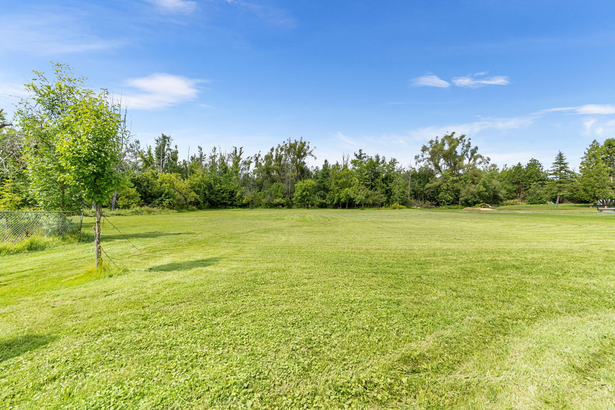 Cheboygan, Michigan 49721, United States, 2 Bedrooms Bedrooms, ,1 BathroomBathrooms,Residential,Active,131151