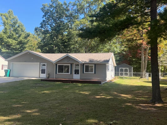 632 OLD TRAIL DR, HOUGHTON LAKE, MI 48629 - Image 9215b7d144c4decd041dc6b33dea7e5b/3907356945