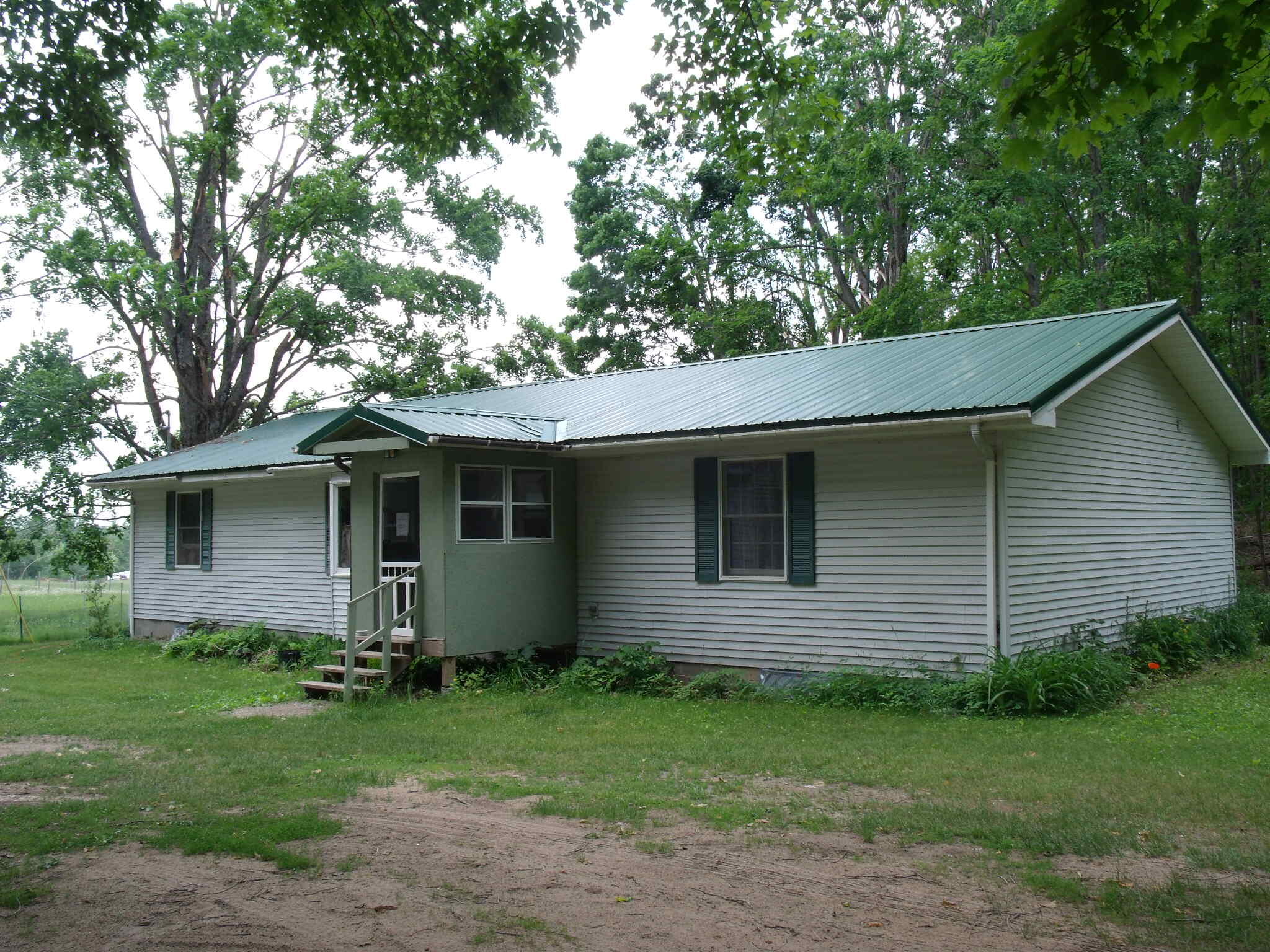 Wolverine, Michigan 49799, United States, 3 Bedrooms Bedrooms, ,3 BathroomsBathrooms,Residential,Active,153903