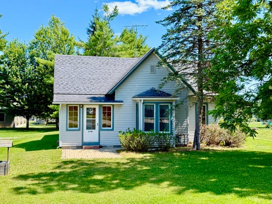 3141 GRATIOT ST, INDIAN RIVER, MI 49749 - Image 9cd944728efd7defb1e82b59352bfa71/3762162016