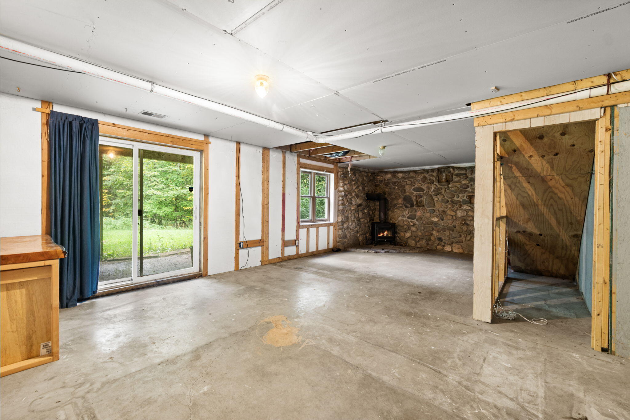 Levering, Michigan 49755, United States, 3 Bedrooms Bedrooms, ,2 BathroomsBathrooms,Residential,Active,215922