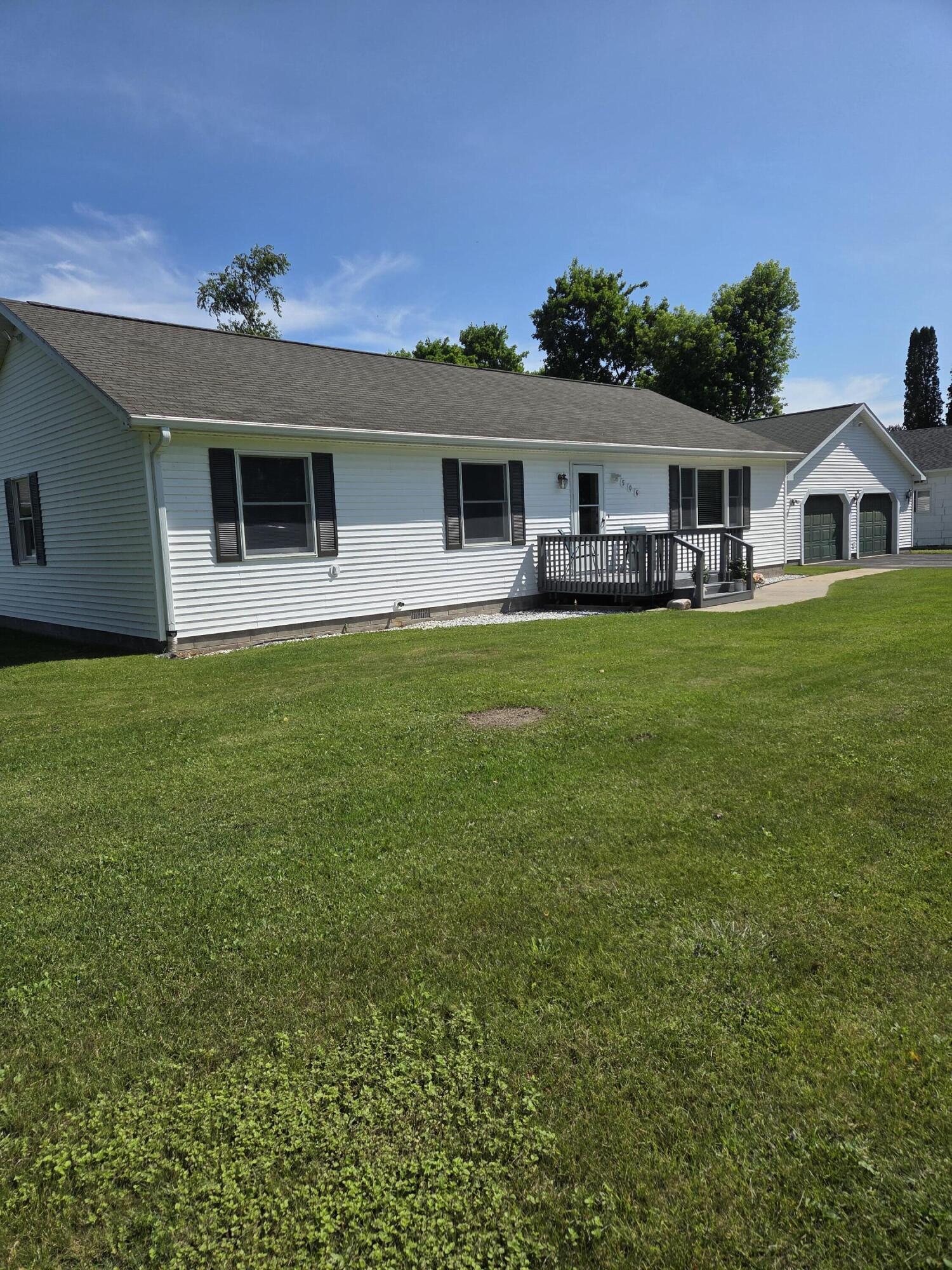 Photo 1 of 30 — 506 Horne Street, Cheboygan, MI 49721