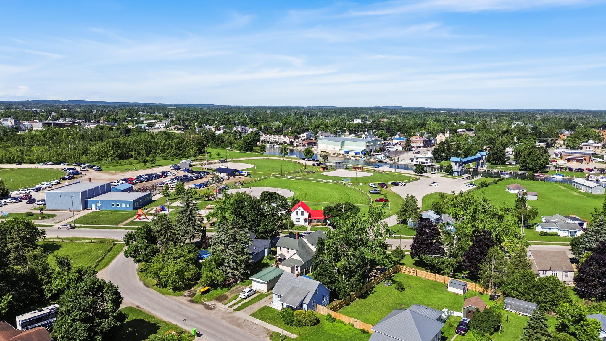 Cheboygan, Michigan 49721, United States, 3 Bedrooms Bedrooms, ,3 BathroomsBathrooms,Residential,Contingent,175839