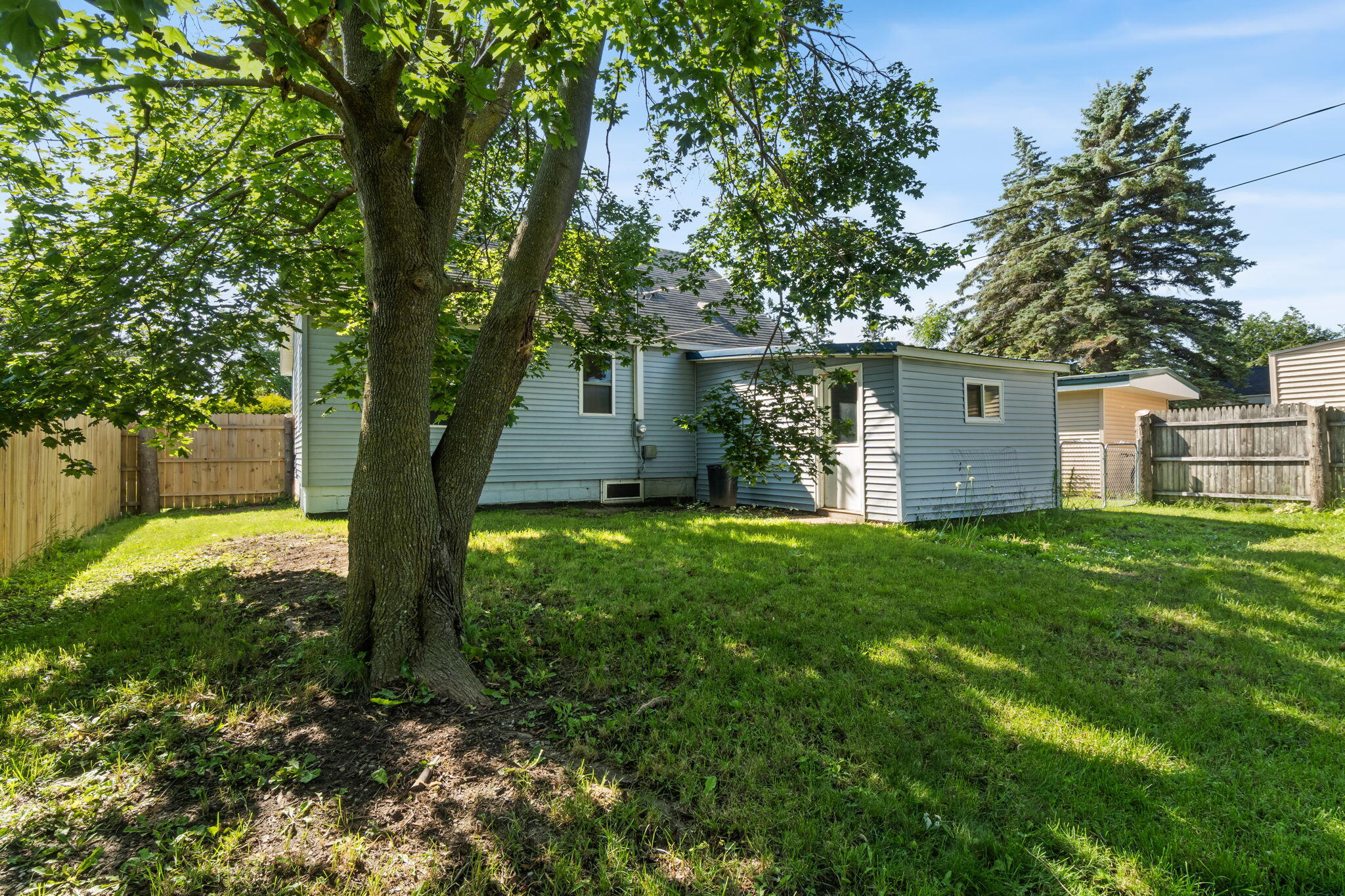 Cheboygan, Michigan 49721, United States, 3 Bedrooms Bedrooms, ,3 BathroomsBathrooms,Residential,Contingent,175839