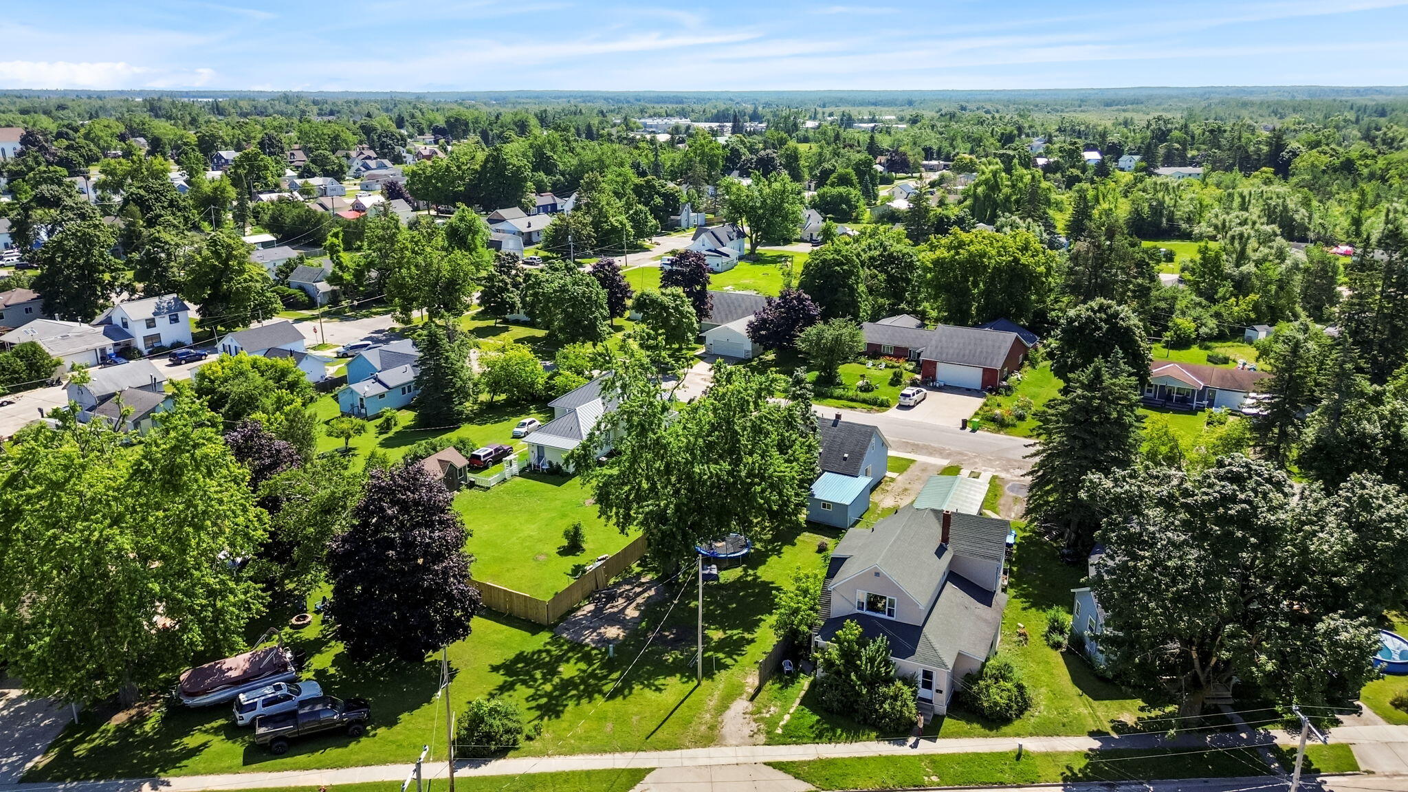 Cheboygan, Michigan 49721, United States, 3 Bedrooms Bedrooms, ,3 BathroomsBathrooms,Residential,Contingent,175839