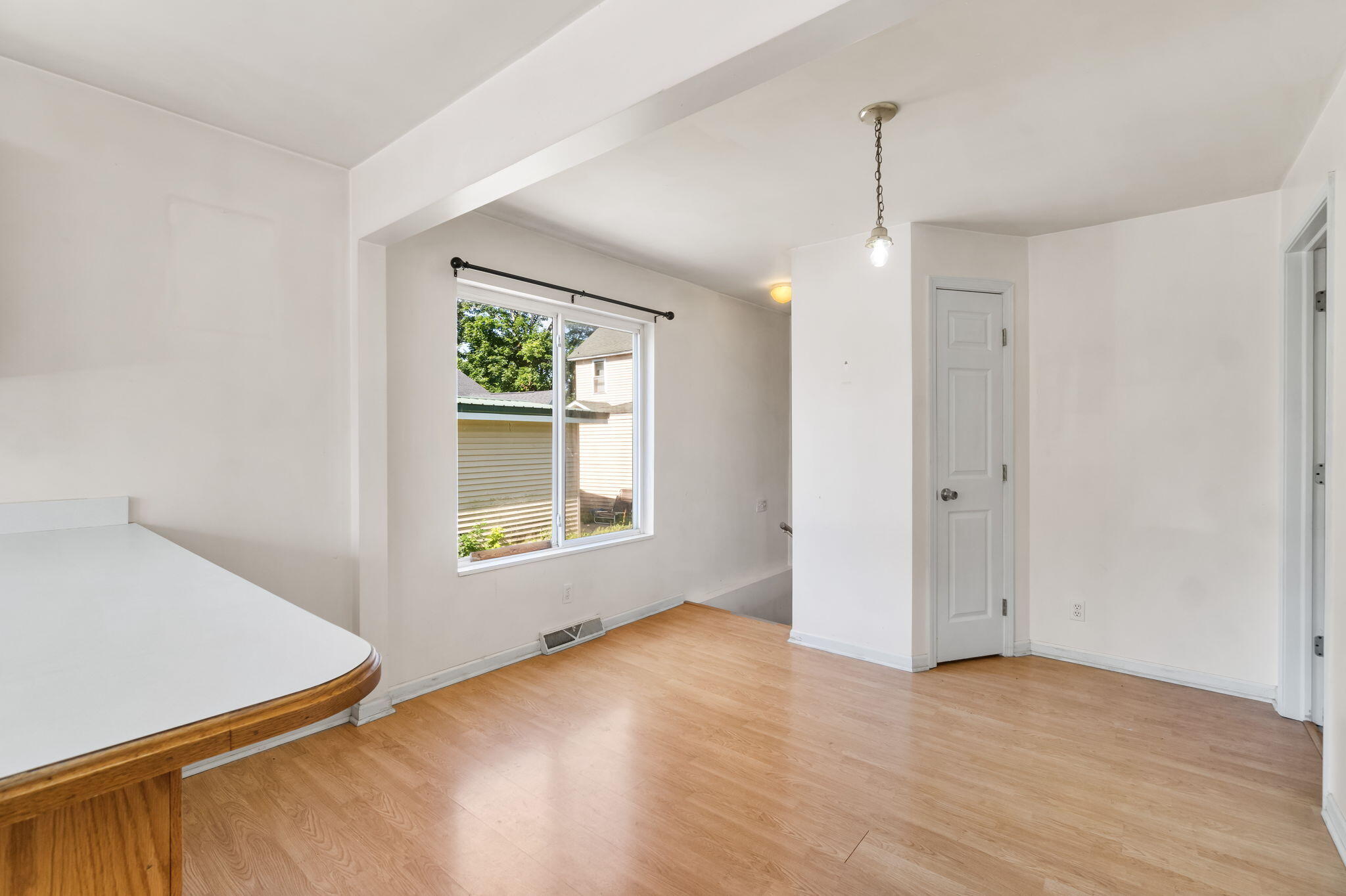 Cheboygan, Michigan 49721, United States, 3 Bedrooms Bedrooms, ,3 BathroomsBathrooms,Residential,Contingent,175839