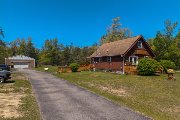 747 N PERRY CREEK RD, MIO, MI 48647 - Image bd9bca98e37bddfbacb8a7d18b1a9f89/570299594