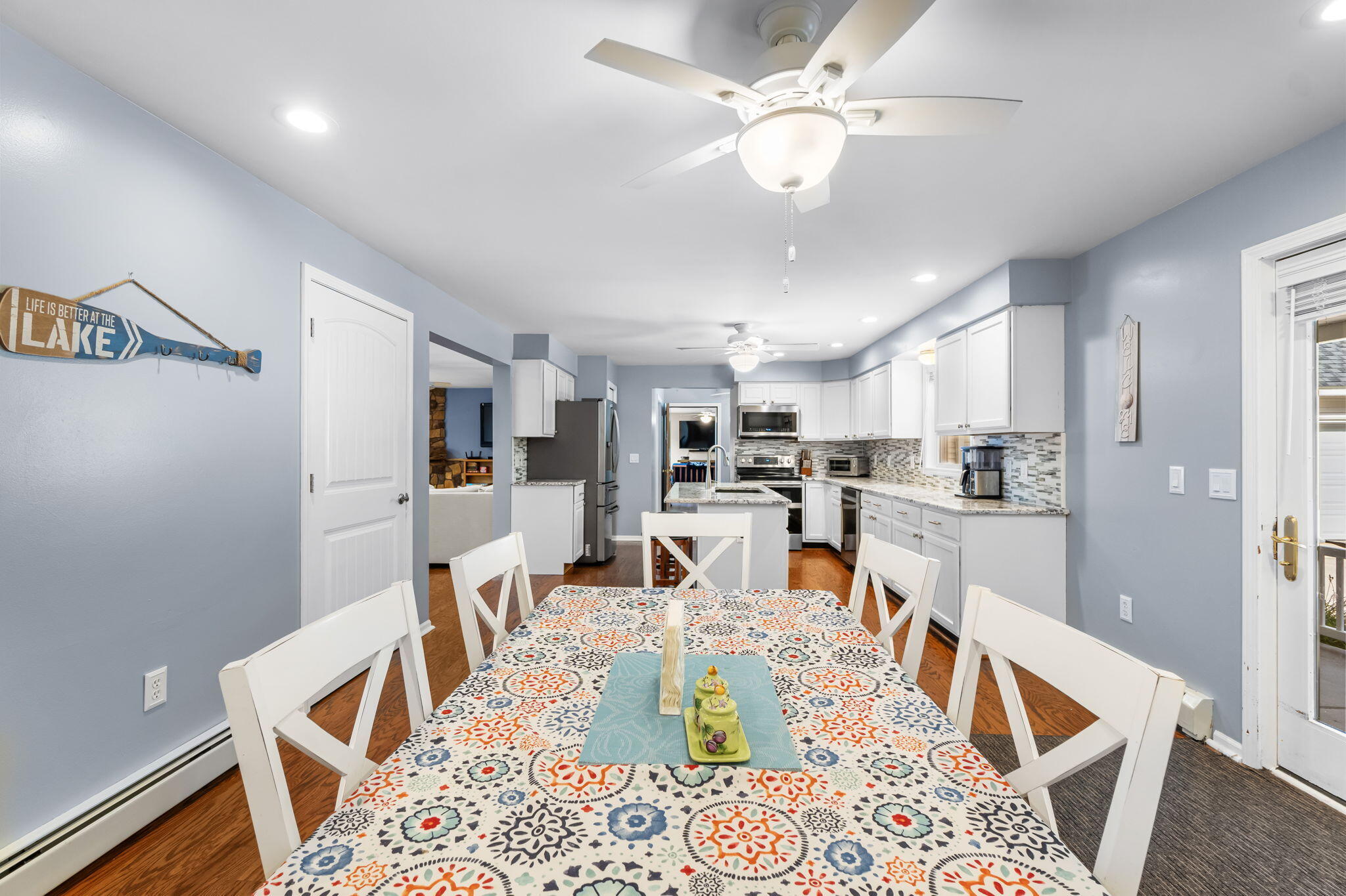 Cheboygan, Michigan 49721, United States, 3 Bedrooms Bedrooms, ,3 BathroomsBathrooms,Residential,Contingent,207421