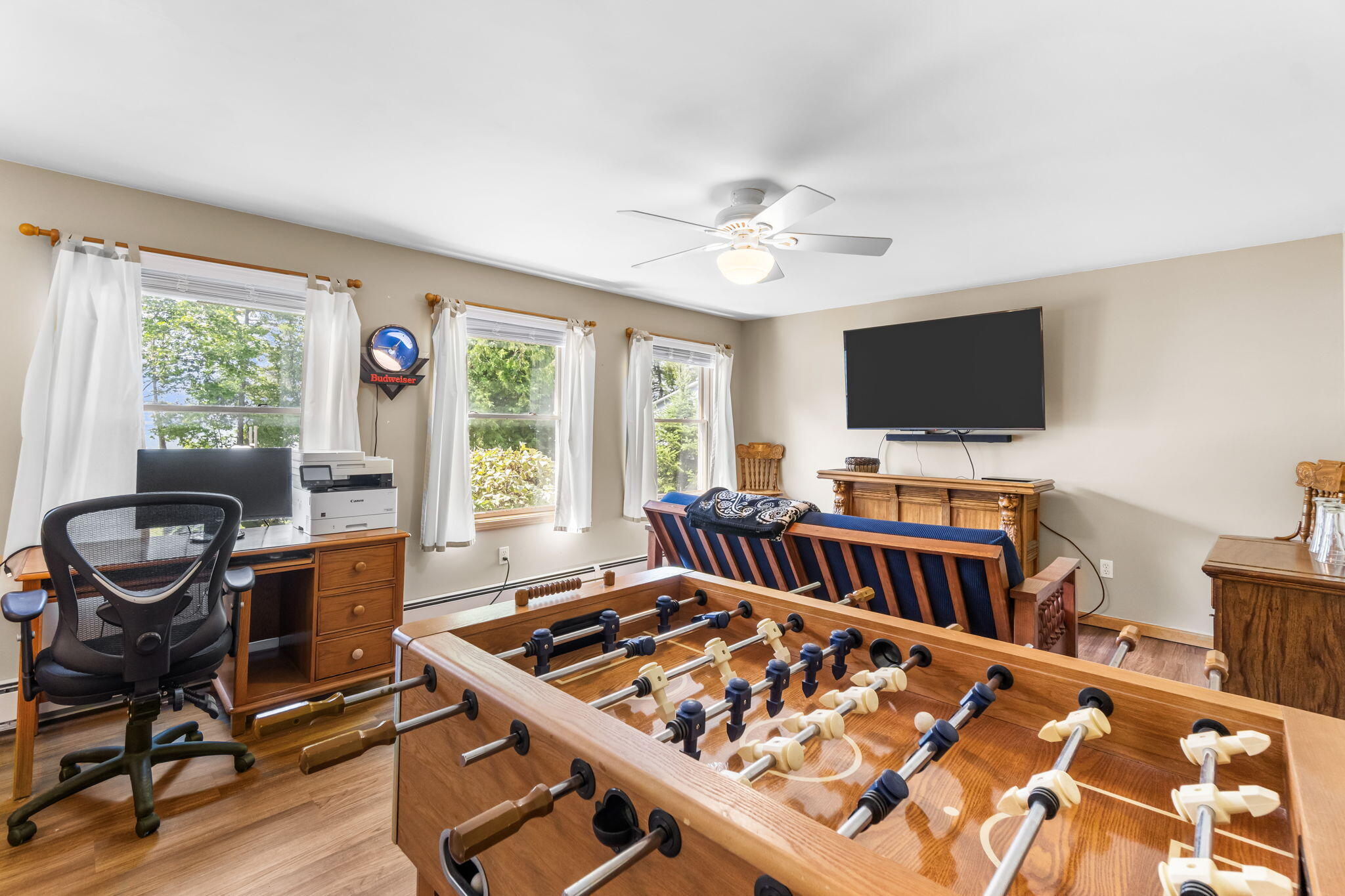 Cheboygan, Michigan 49721, United States, 3 Bedrooms Bedrooms, ,3 BathroomsBathrooms,Residential,Contingent,207421