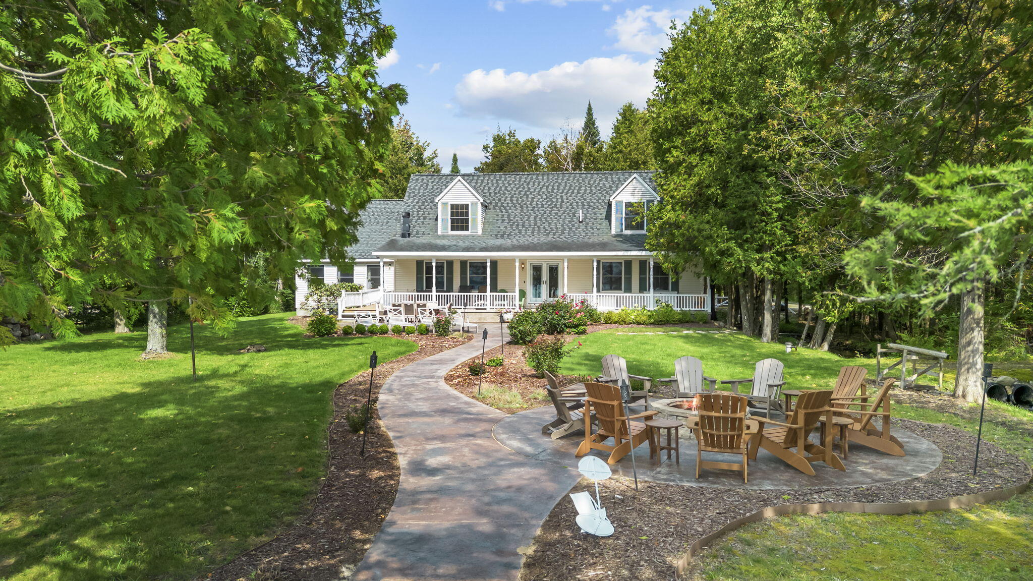 Cheboygan, Michigan 49721, United States, 3 Bedrooms Bedrooms, ,3 BathroomsBathrooms,Residential,Contingent,207421