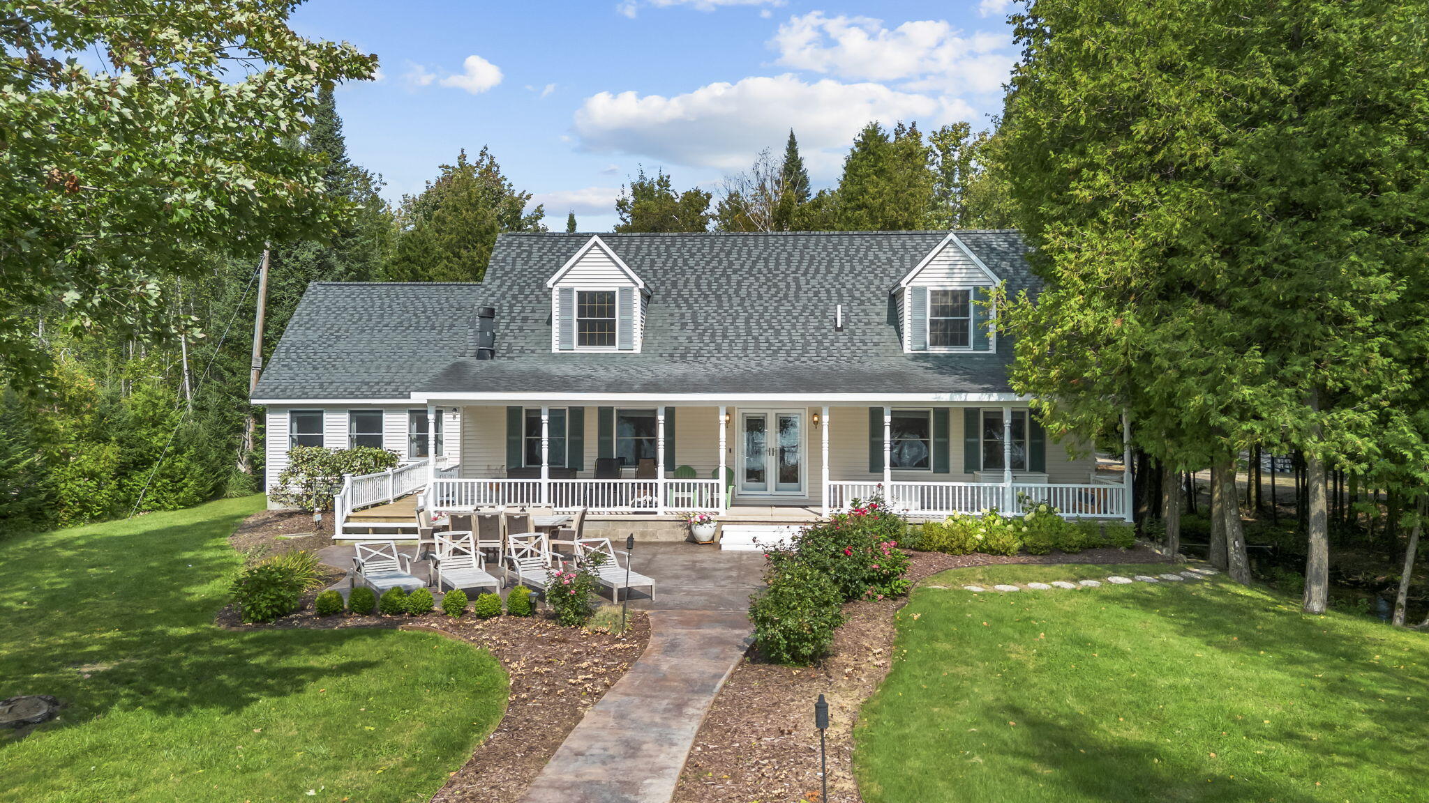 Cheboygan, Michigan 49721, United States, 3 Bedrooms Bedrooms, ,3 BathroomsBathrooms,Residential,Contingent,207421