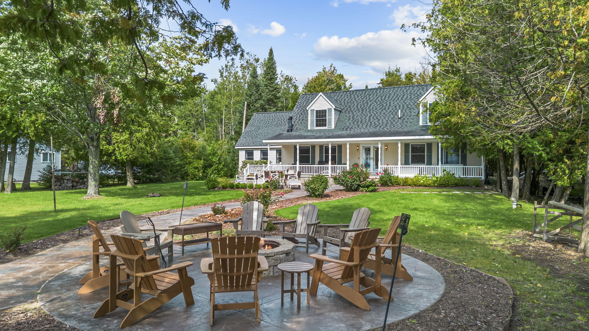 Cheboygan, Michigan 49721, United States, 3 Bedrooms Bedrooms, ,3 BathroomsBathrooms,Residential,Contingent,207421