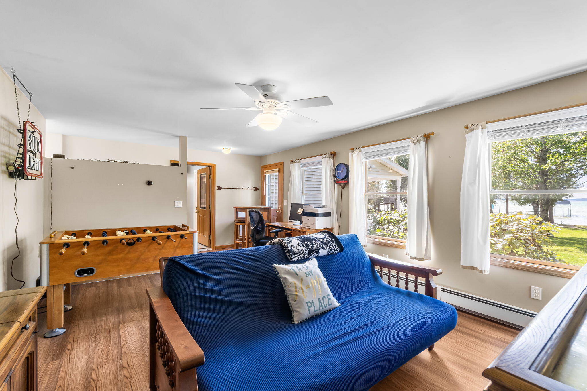 Cheboygan, Michigan 49721, United States, 3 Bedrooms Bedrooms, ,3 BathroomsBathrooms,Residential,Contingent,207421