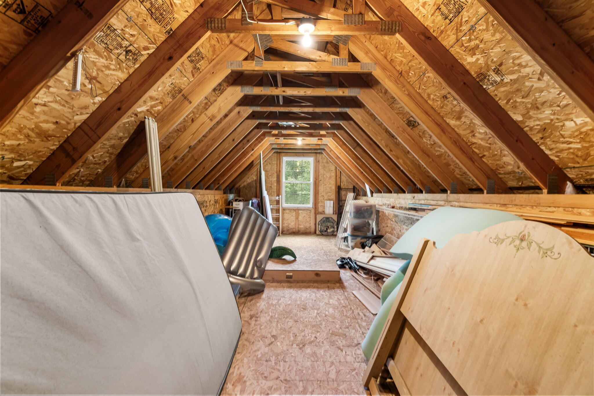 Cheboygan, Michigan 49721, United States, 3 Bedrooms Bedrooms, ,3 BathroomsBathrooms,Residential,Contingent,207421