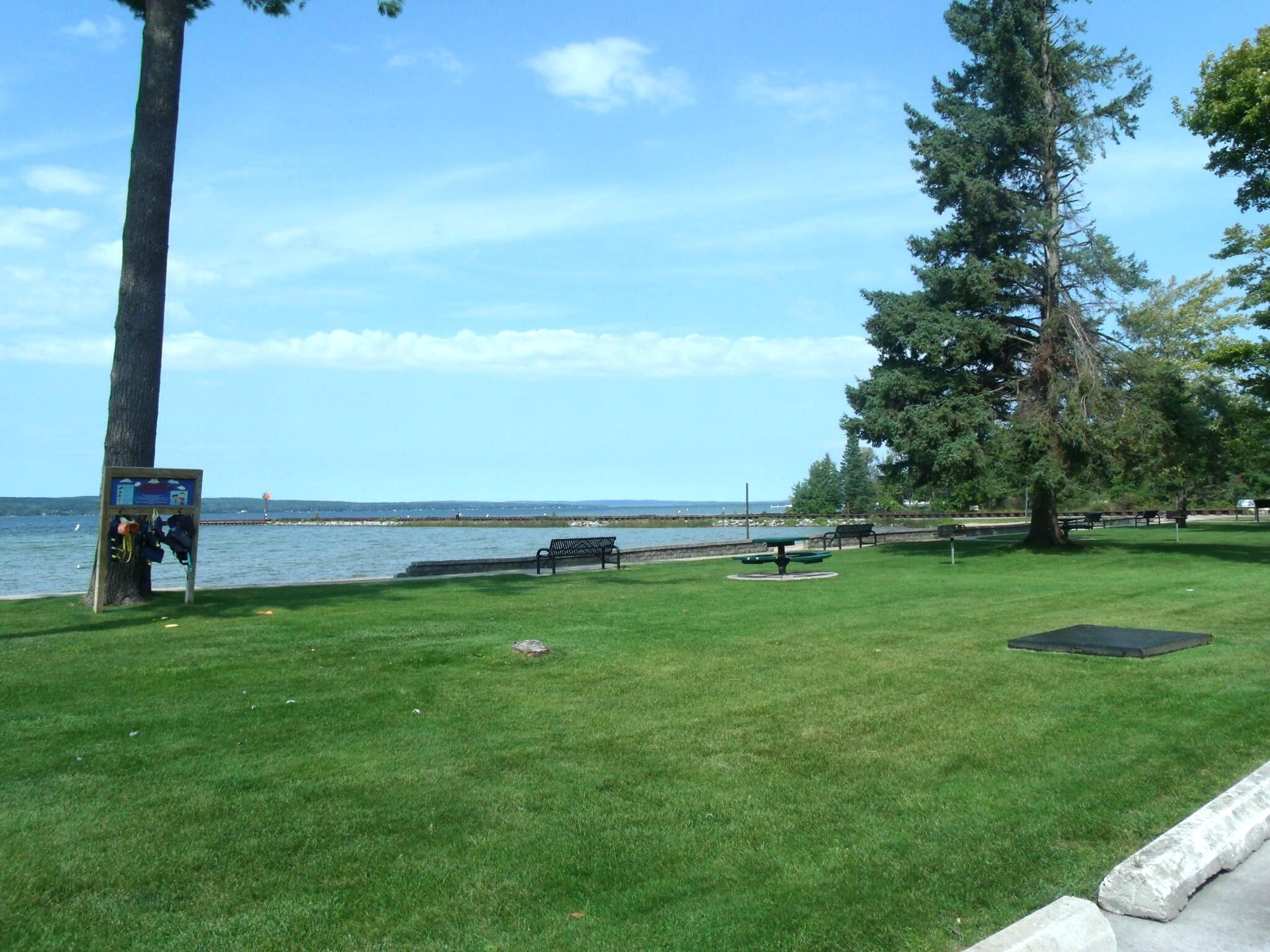 Indian River, Michigan 49749, United States, 5 Bedrooms Bedrooms, ,5 BathroomsBathrooms,Residential,Active,212859