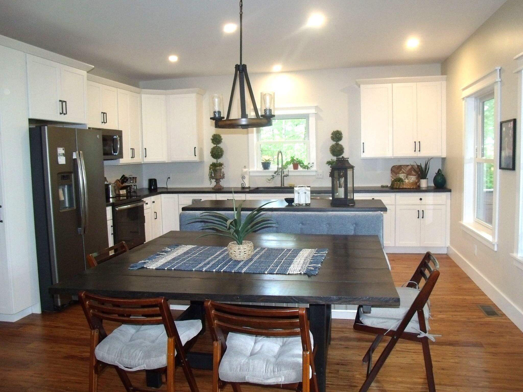 Indian River, Michigan 49749, United States, 5 Bedrooms Bedrooms, ,5 BathroomsBathrooms,Residential,Active,212859