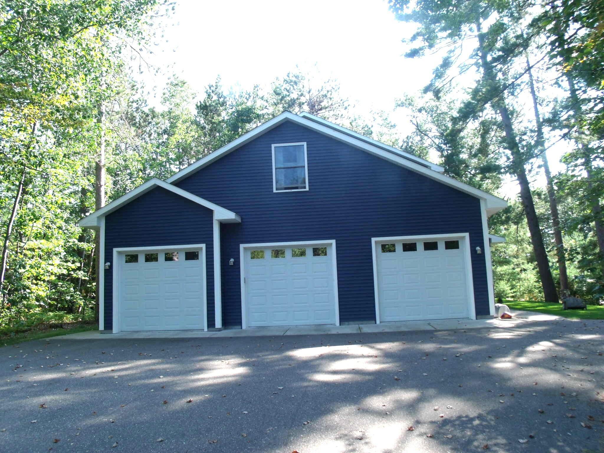 Indian River, Michigan 49749, United States, 5 Bedrooms Bedrooms, ,5 BathroomsBathrooms,Residential,Active,212859