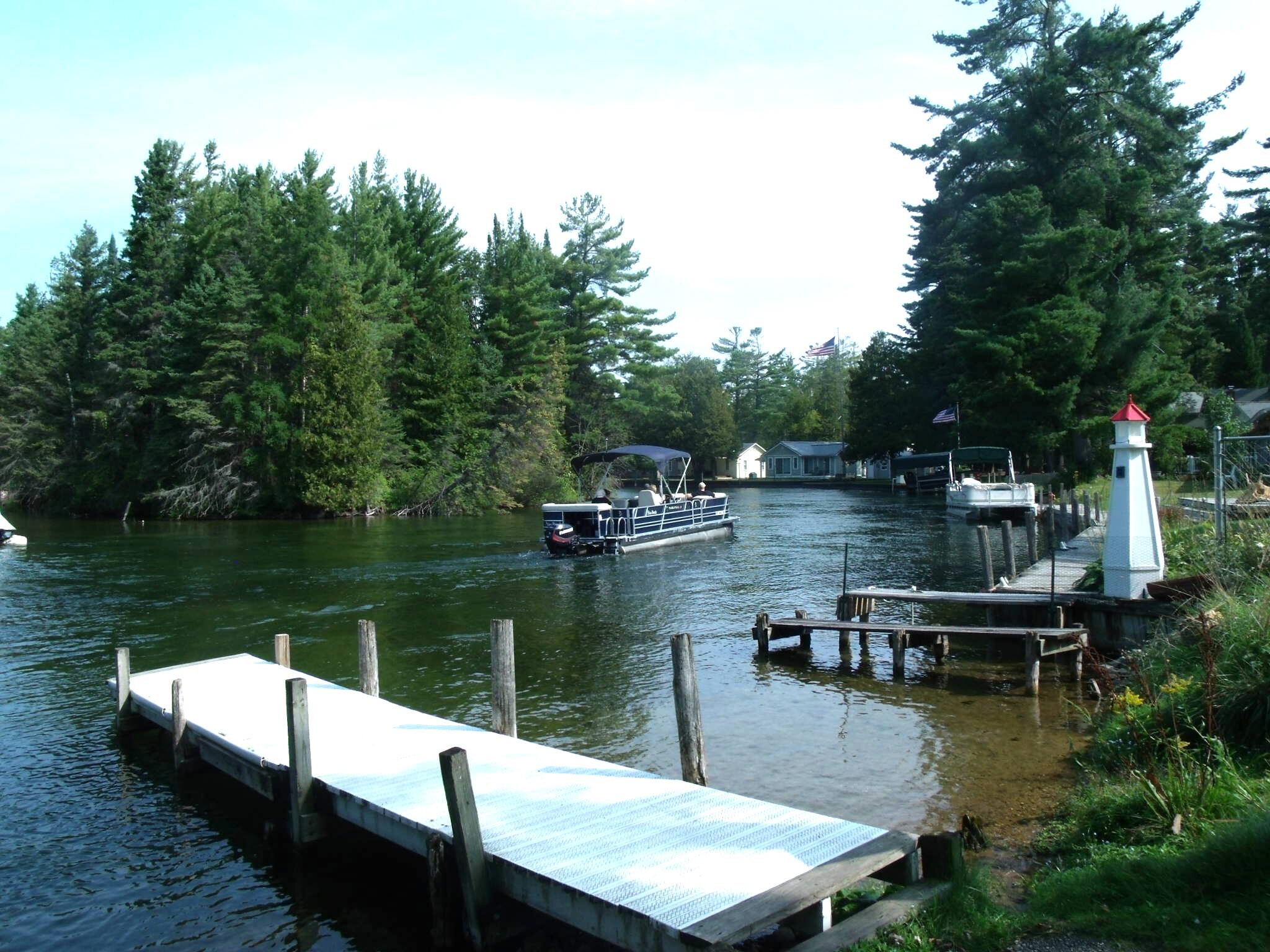 Indian River, Michigan 49749, United States, 5 Bedrooms Bedrooms, ,5 BathroomsBathrooms,Residential,Active,212859