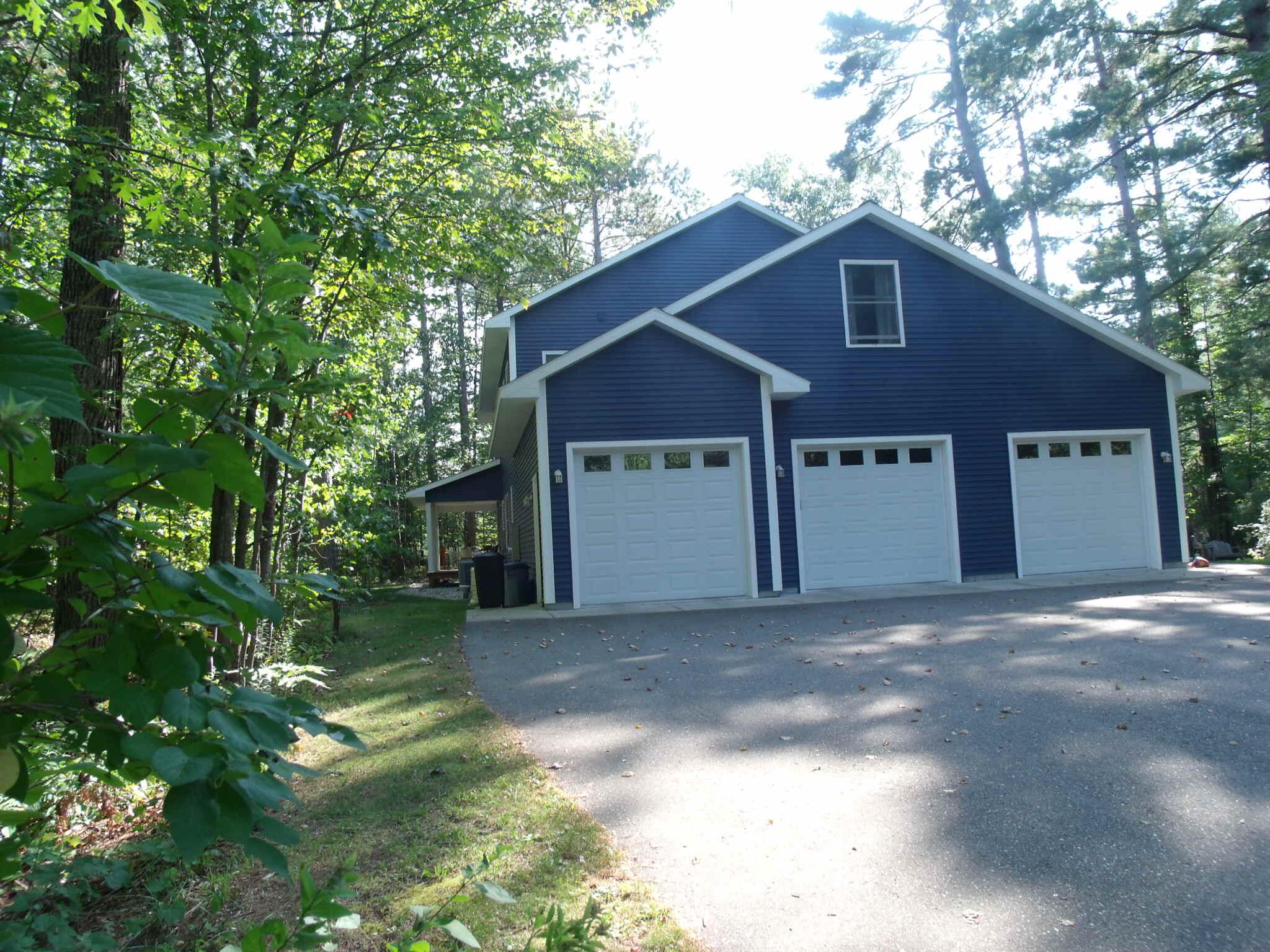 Indian River, Michigan 49749, United States, 5 Bedrooms Bedrooms, ,5 BathroomsBathrooms,Residential,Active,212859